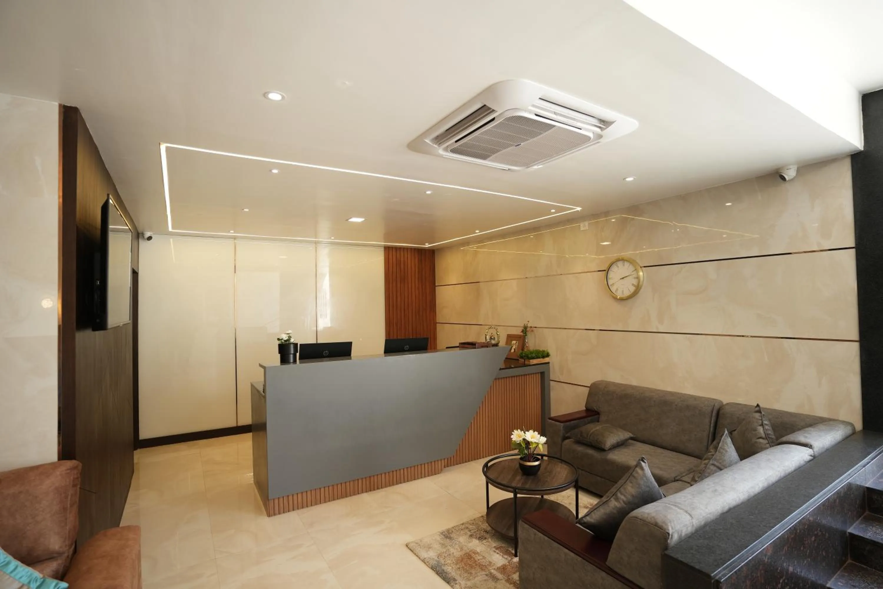 Property building in Sri Ambal Grand