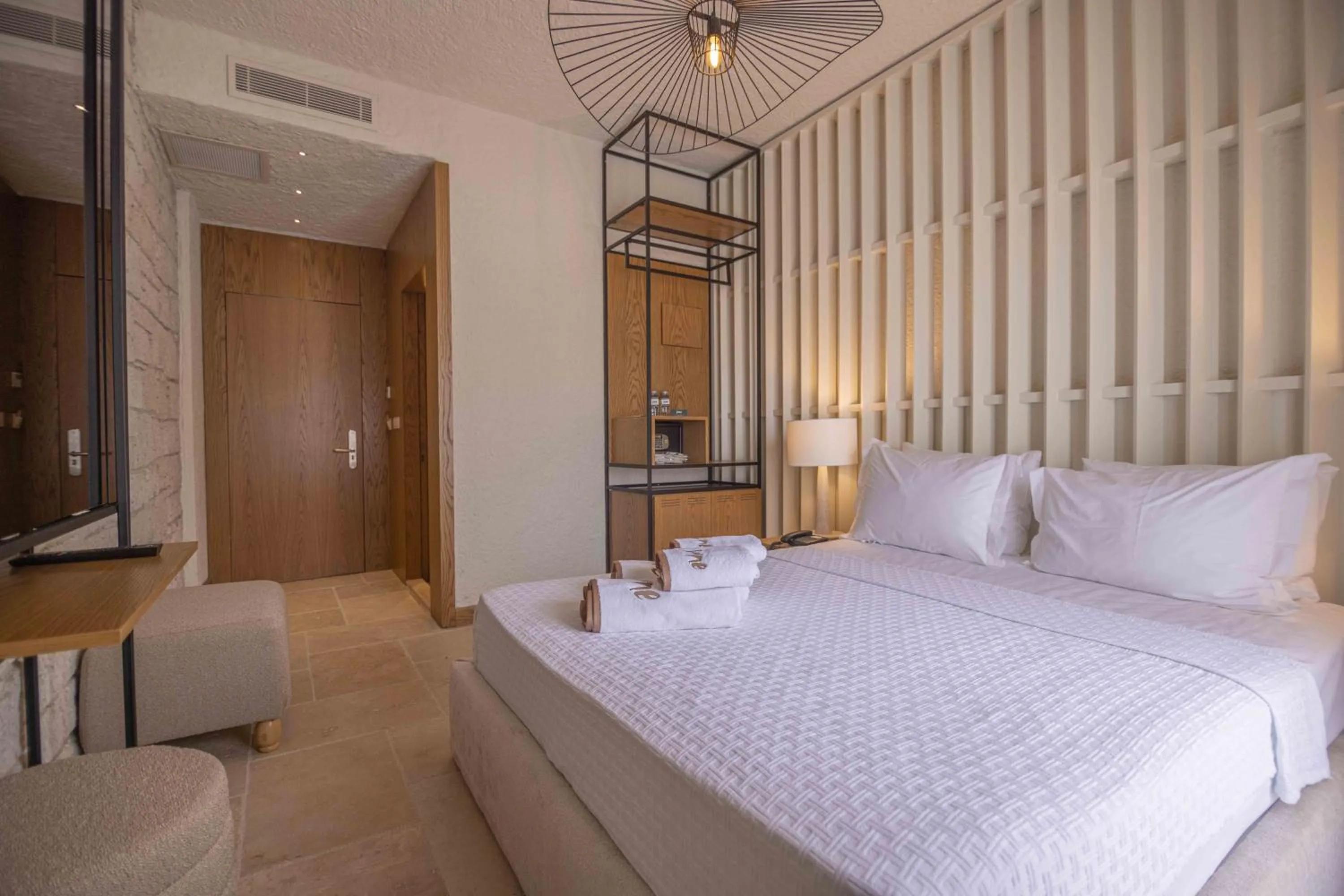 Bed in June Alaçatı Adult Only