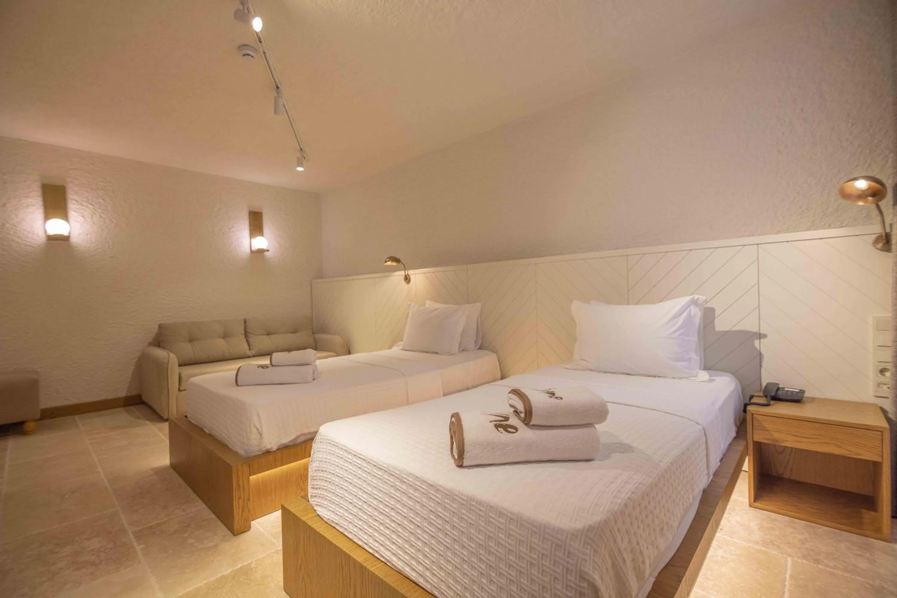 Bed in June Alaçatı Adult Only