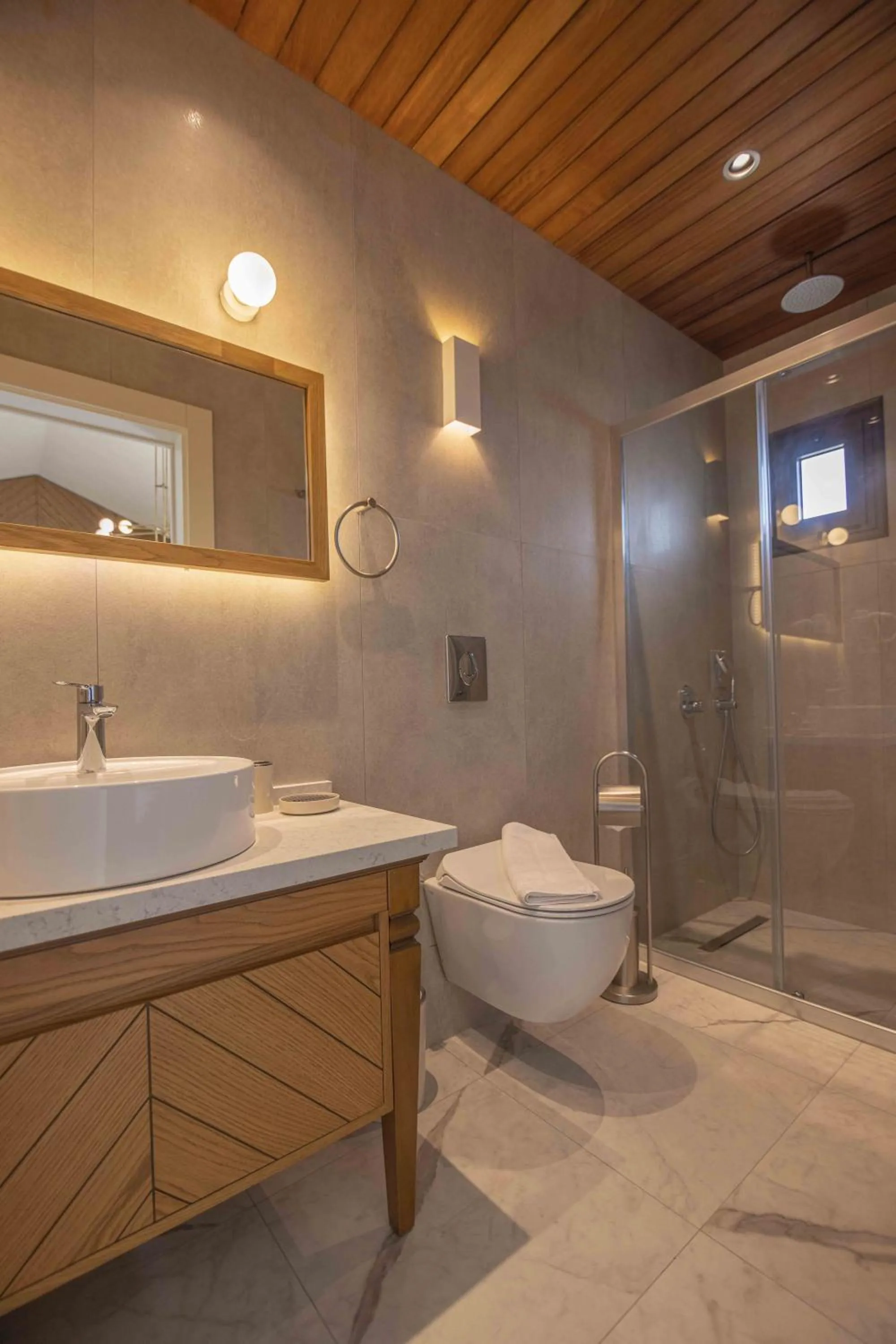 Shower in June Alaçatı Adult Only