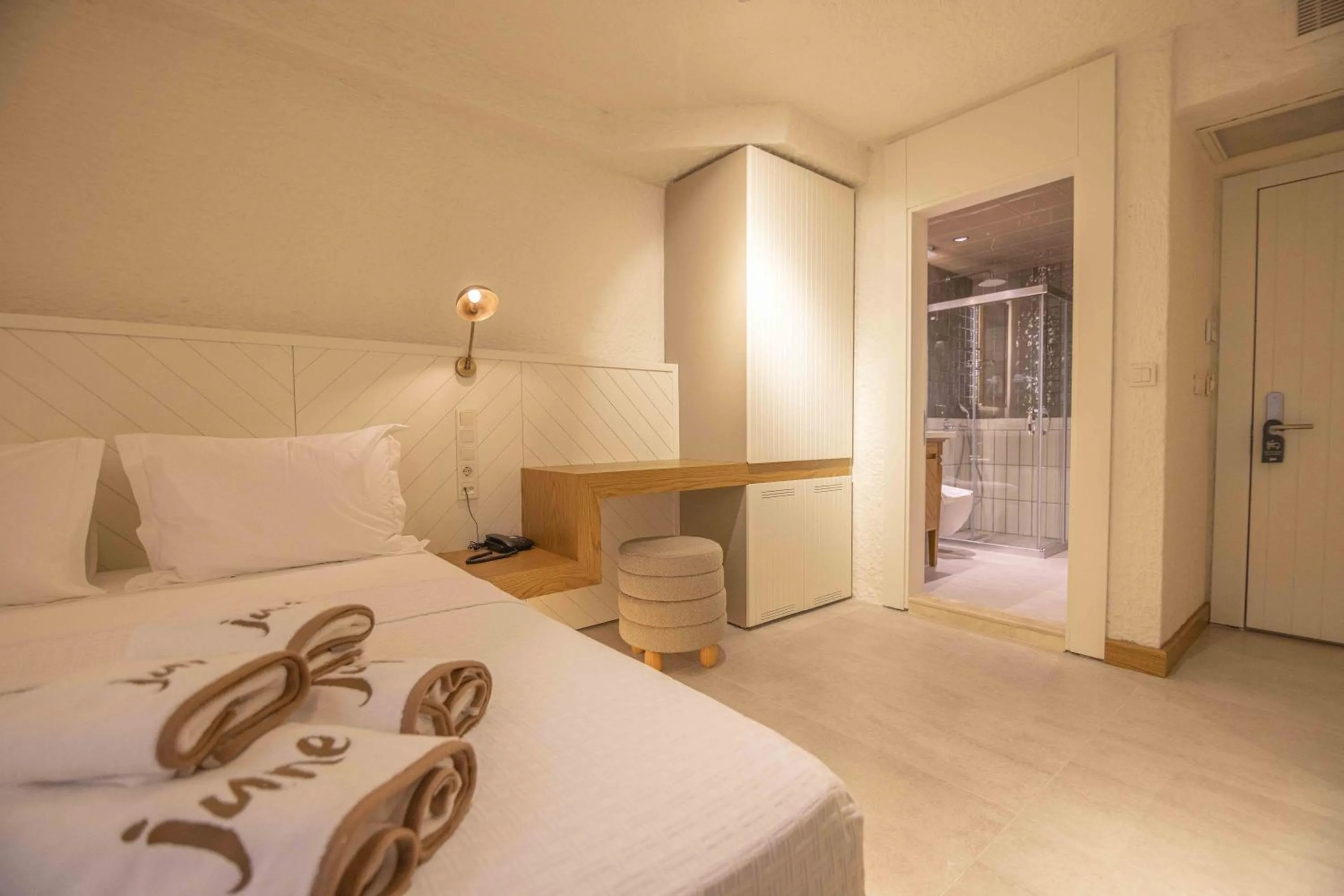 Bed in June Alaçatı Adult Only