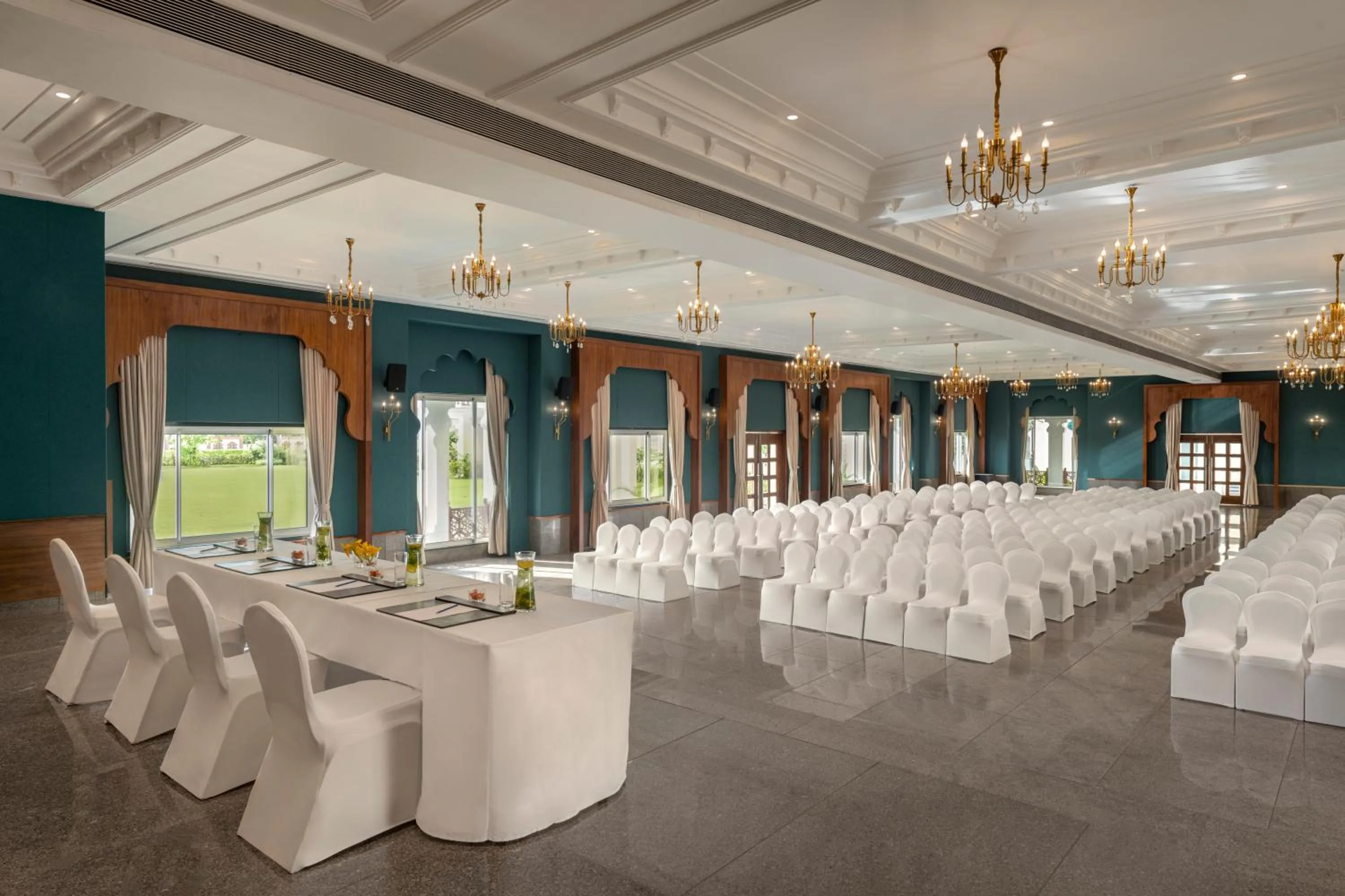 Banquet/Function facilities in Uday Palace Navsari, a member of Radisson Individuals