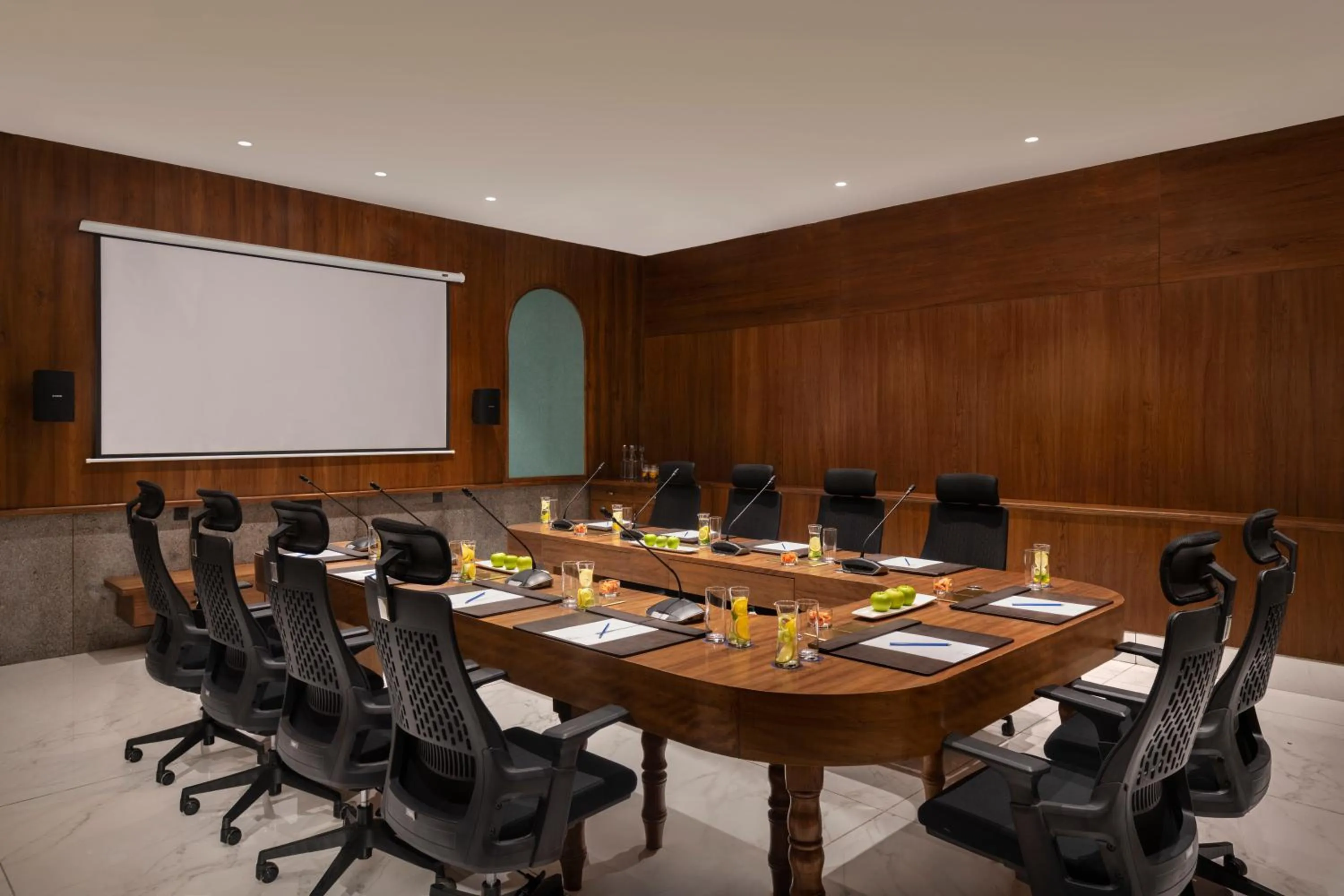 Meeting/conference room in Uday Palace Navsari, a member of Radisson Individuals