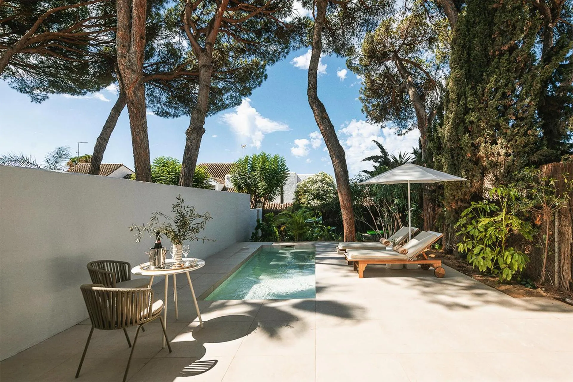 Garden in Anfitrión Villas & Suites