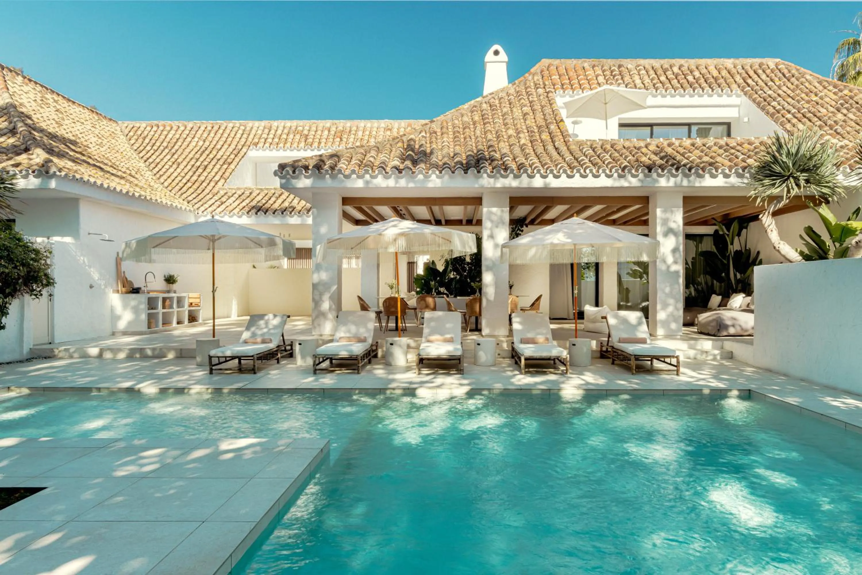 Day in Anfitrión Villas & Suites