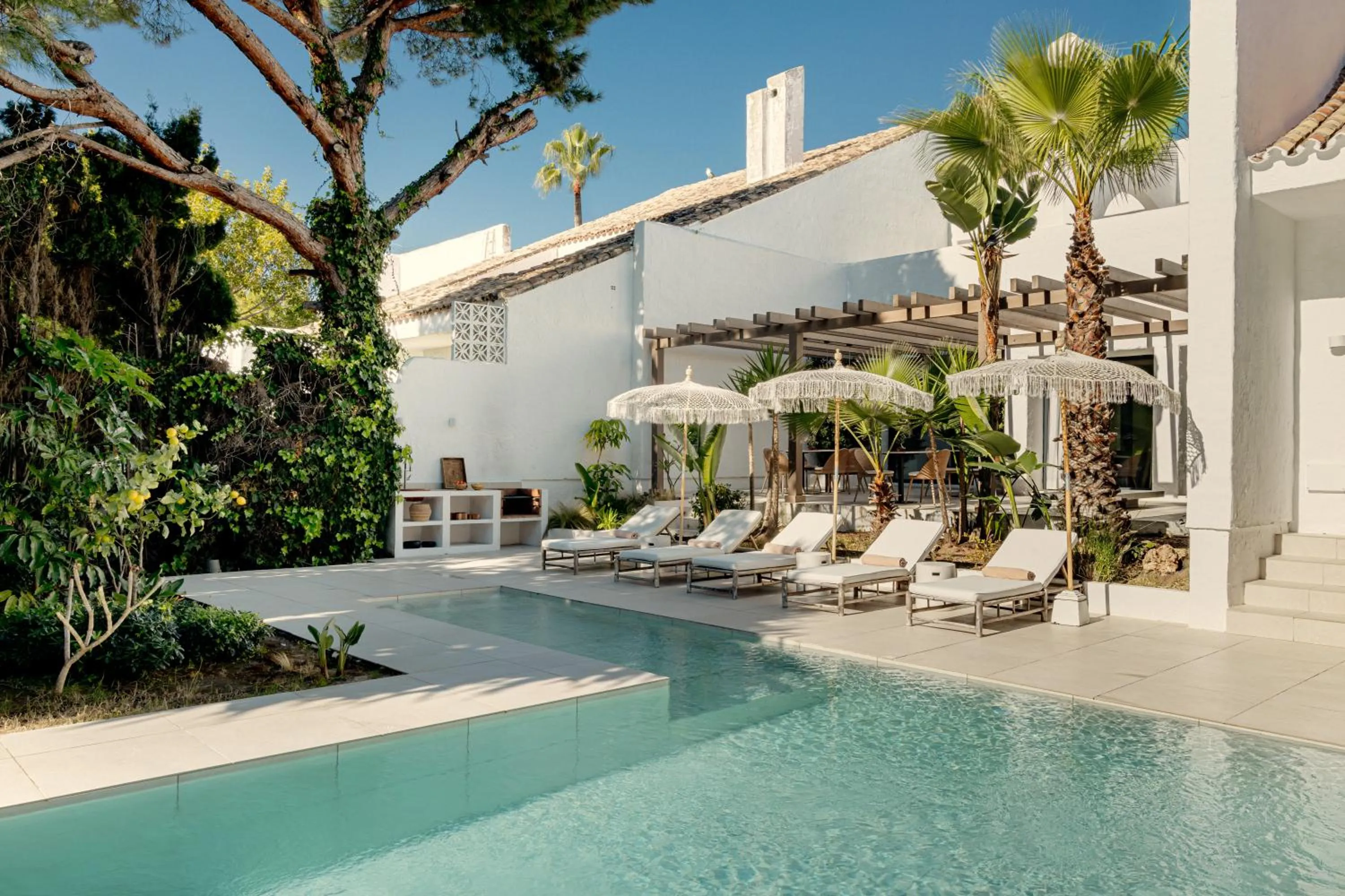 Property building in Anfitrión Villas & Suites