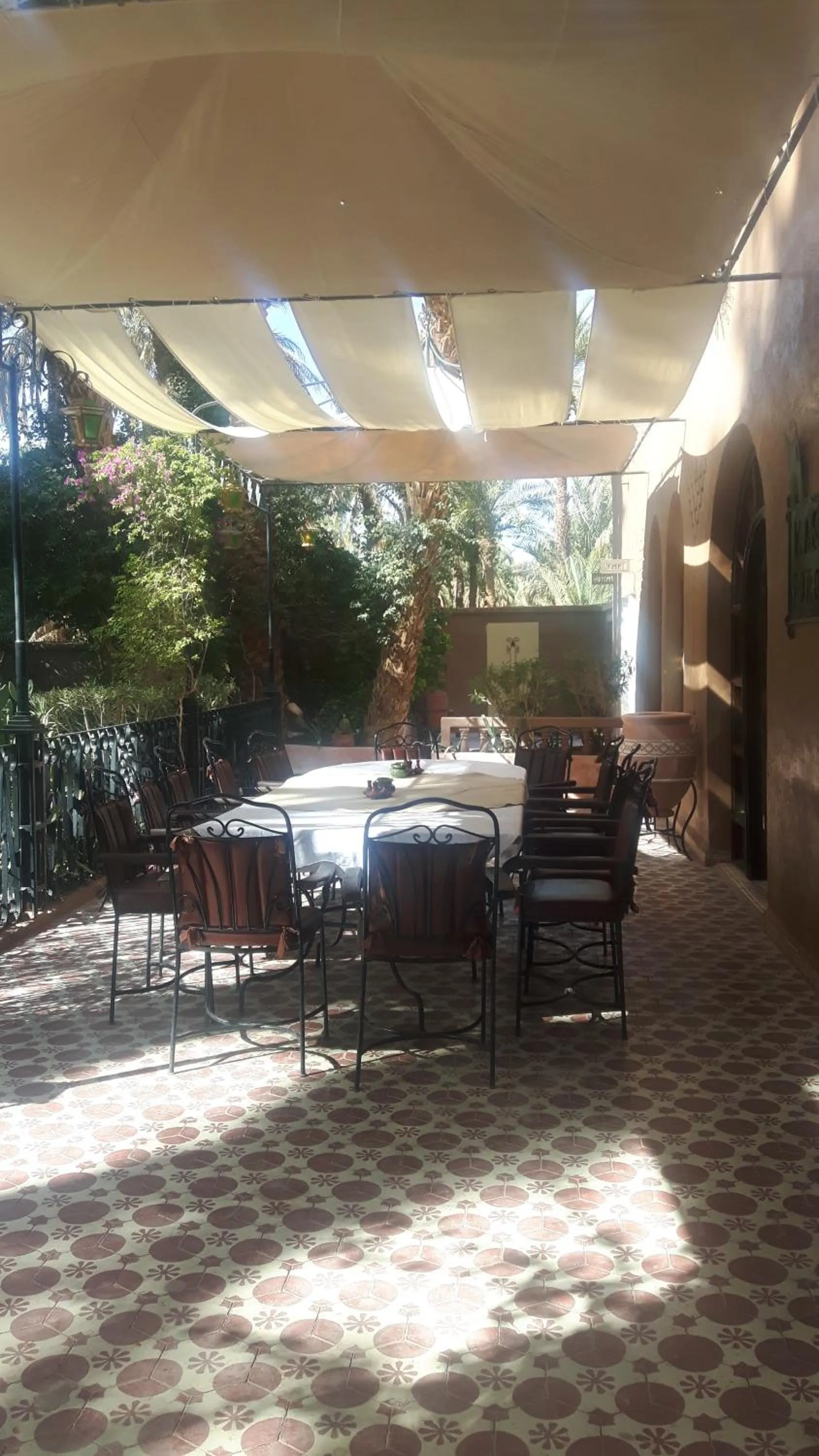 Dining area in Kasbah Sirocco