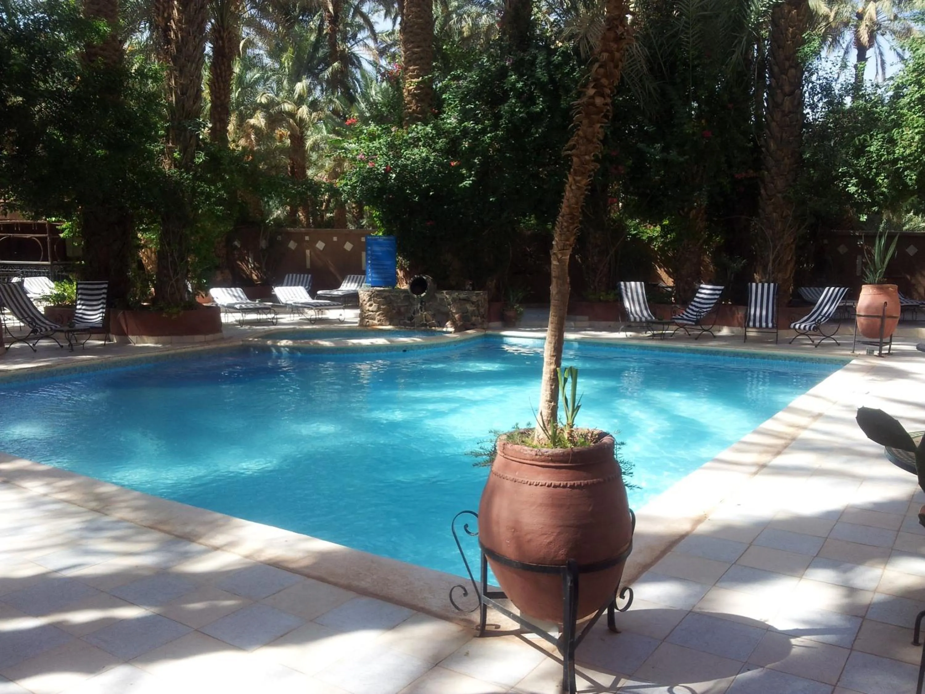 Swimming pool in Kasbah Sirocco