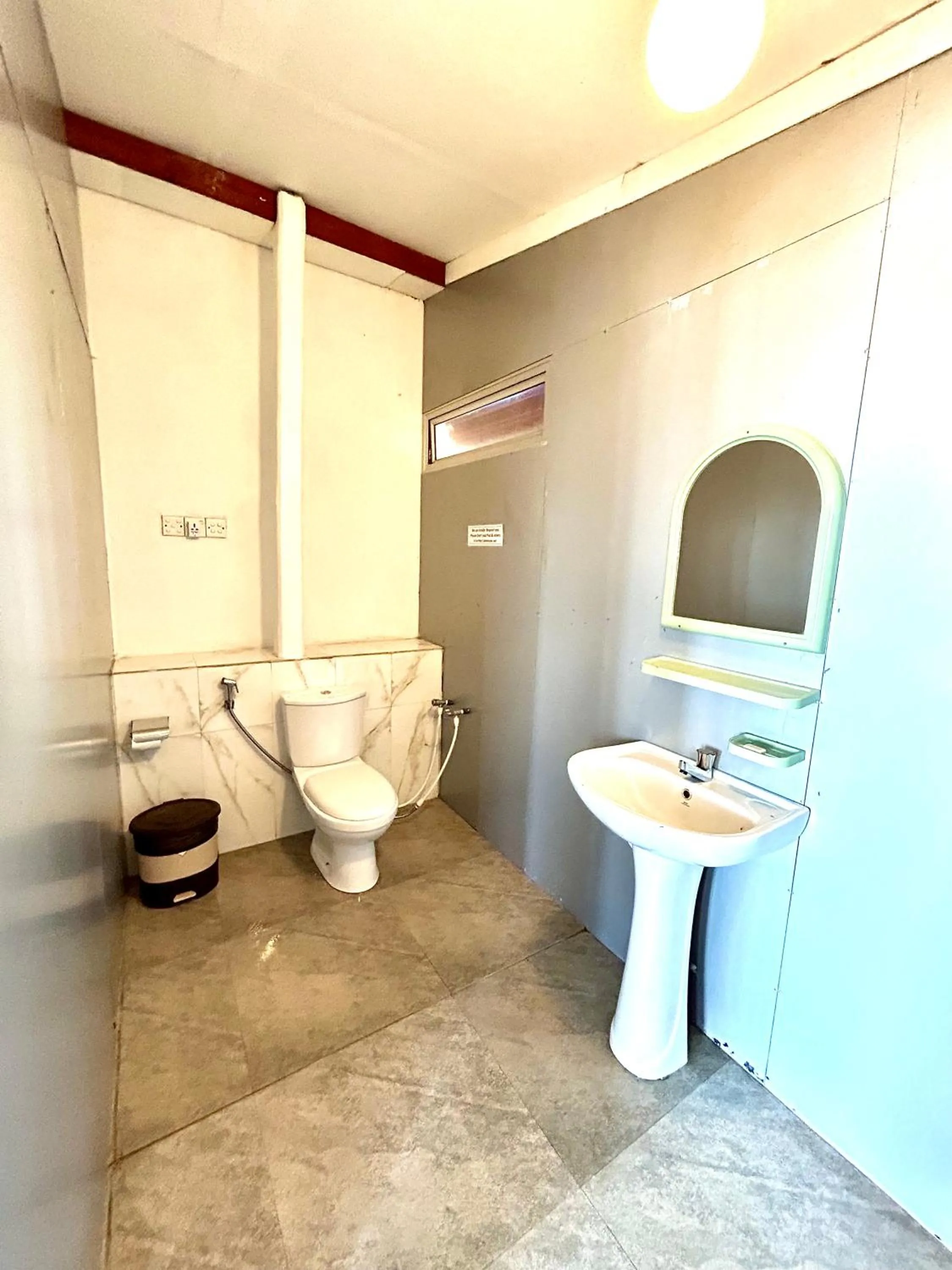 Bathroom in Kenno's Korner