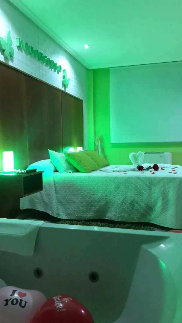 Bed in Motel Montecarlo