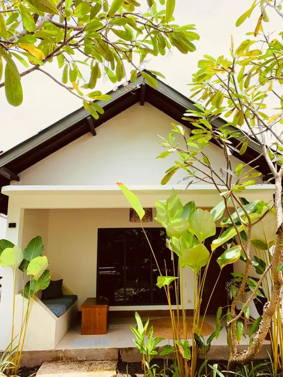 Superior Villa in The Barefoot Blondie Village