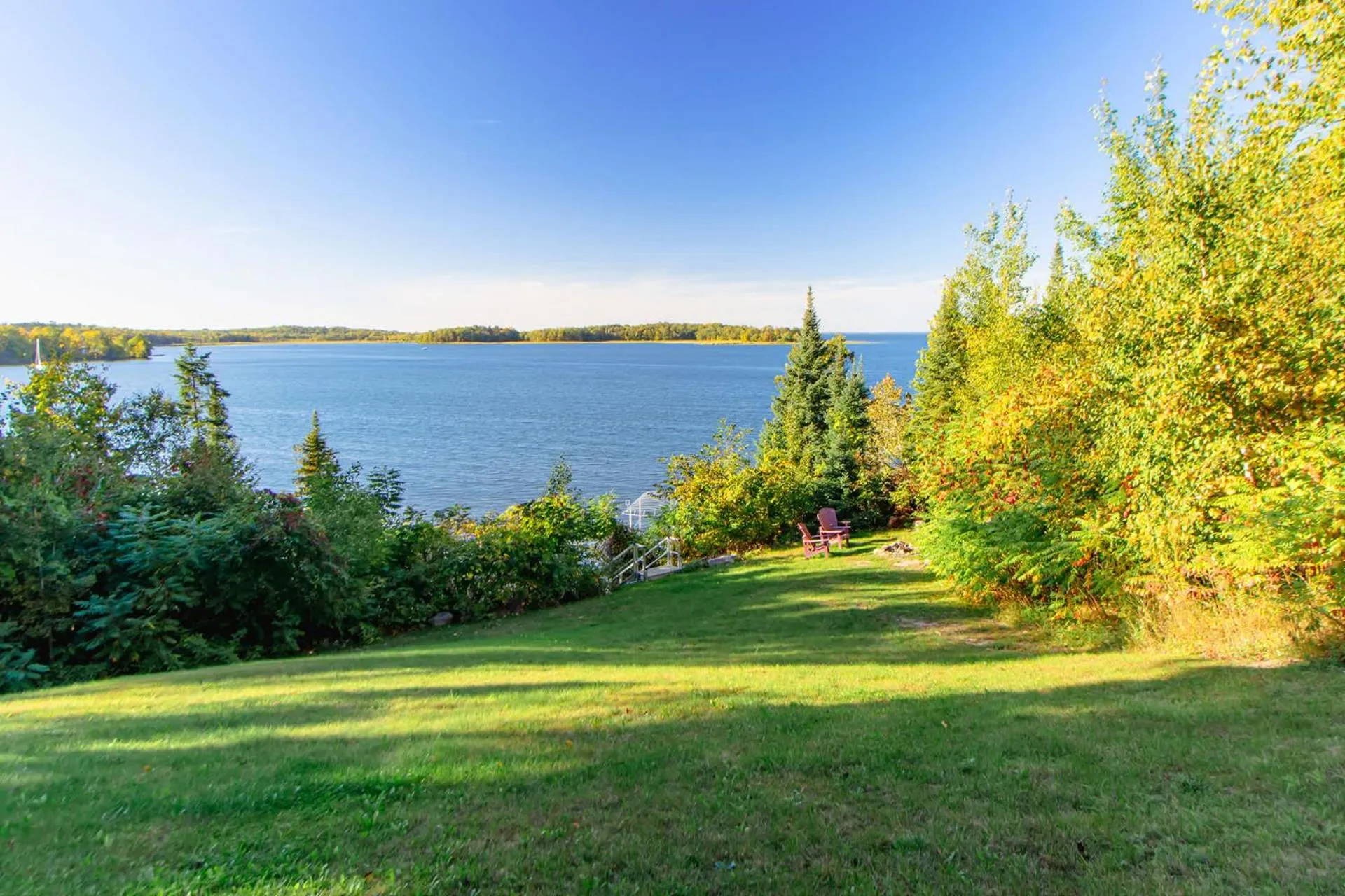 Spacious Leech Lake Home on 2 Private Acres, 200' of lake shore 15 Minutes to Walker with boat lift, dock, swimming, fire pit