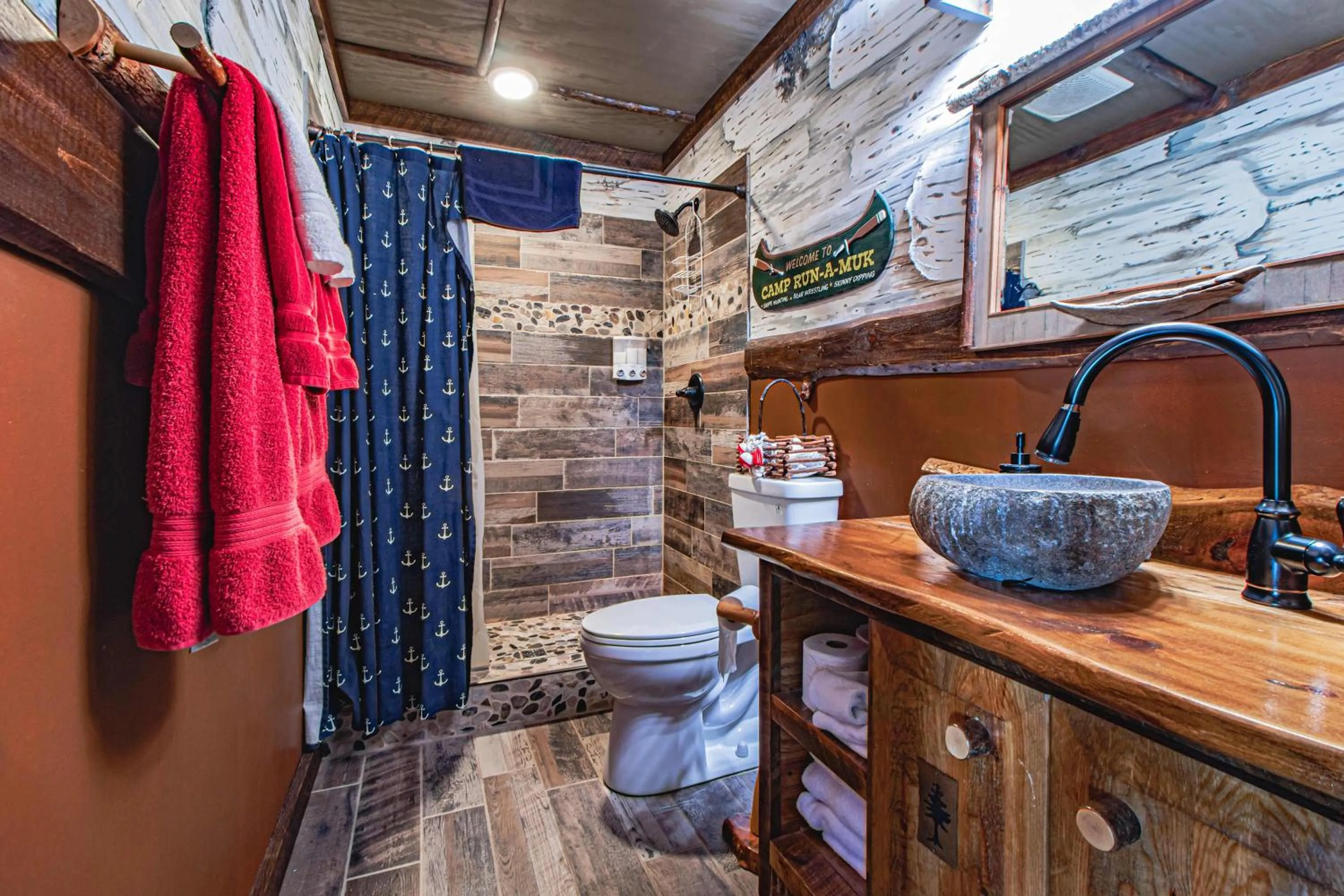 Spacious Leech Lake Home on 2 Private Acres, 200' of lake shore 15 Minutes to Walker with boat lift, dock, swimming, fire pit