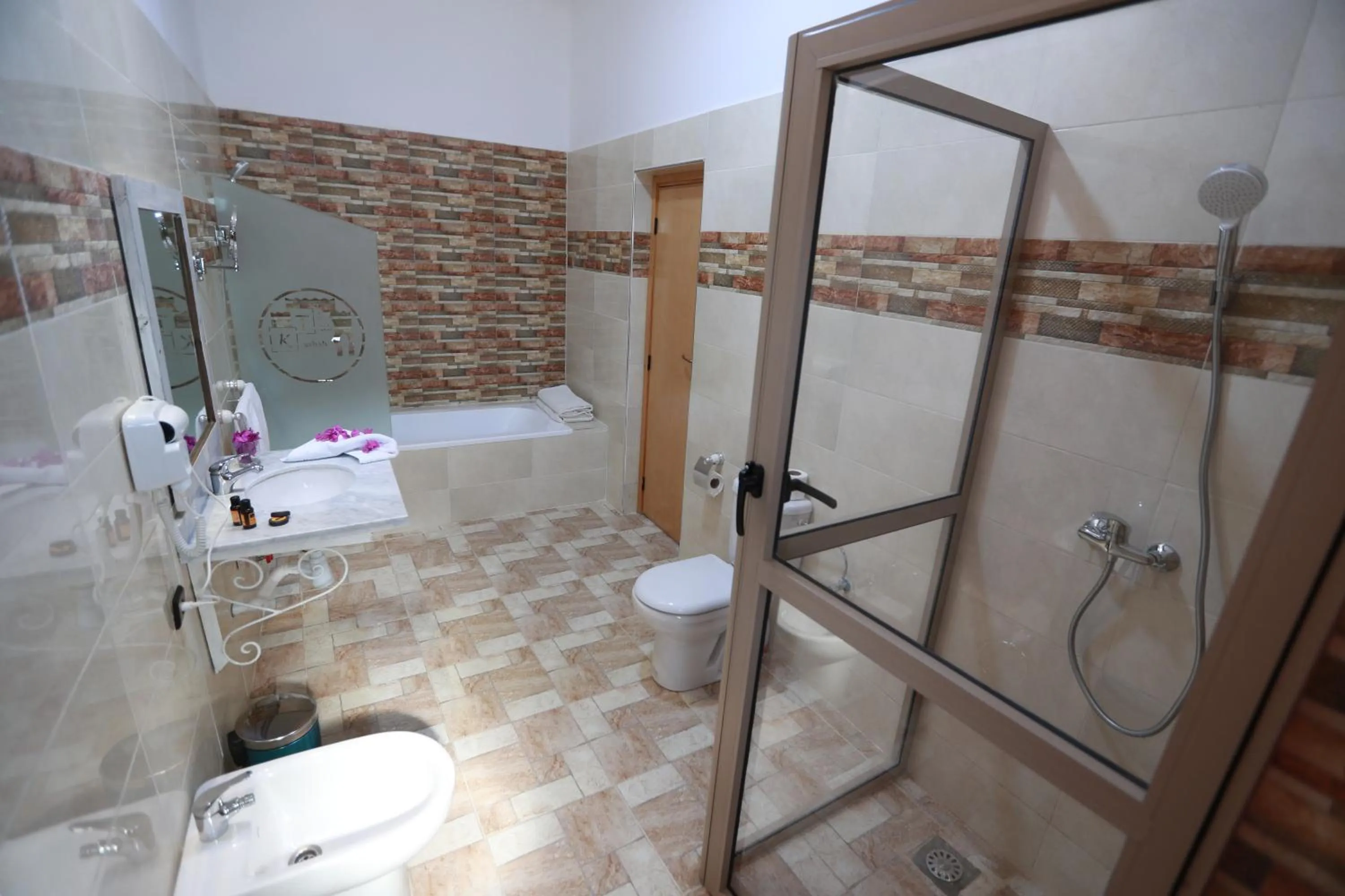 Bathroom in Kasbah Tizimi