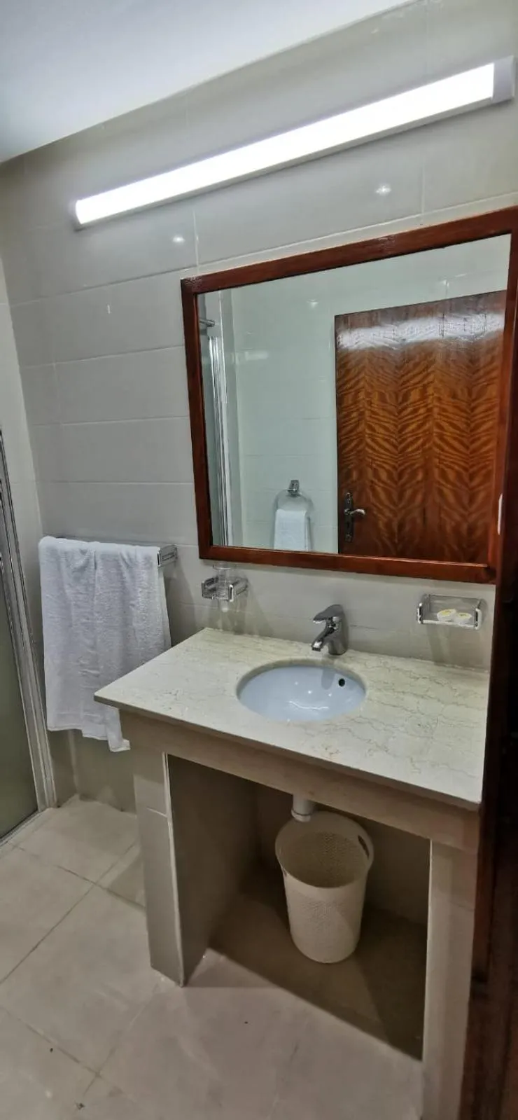 Bathroom in Hôtel Des Iles