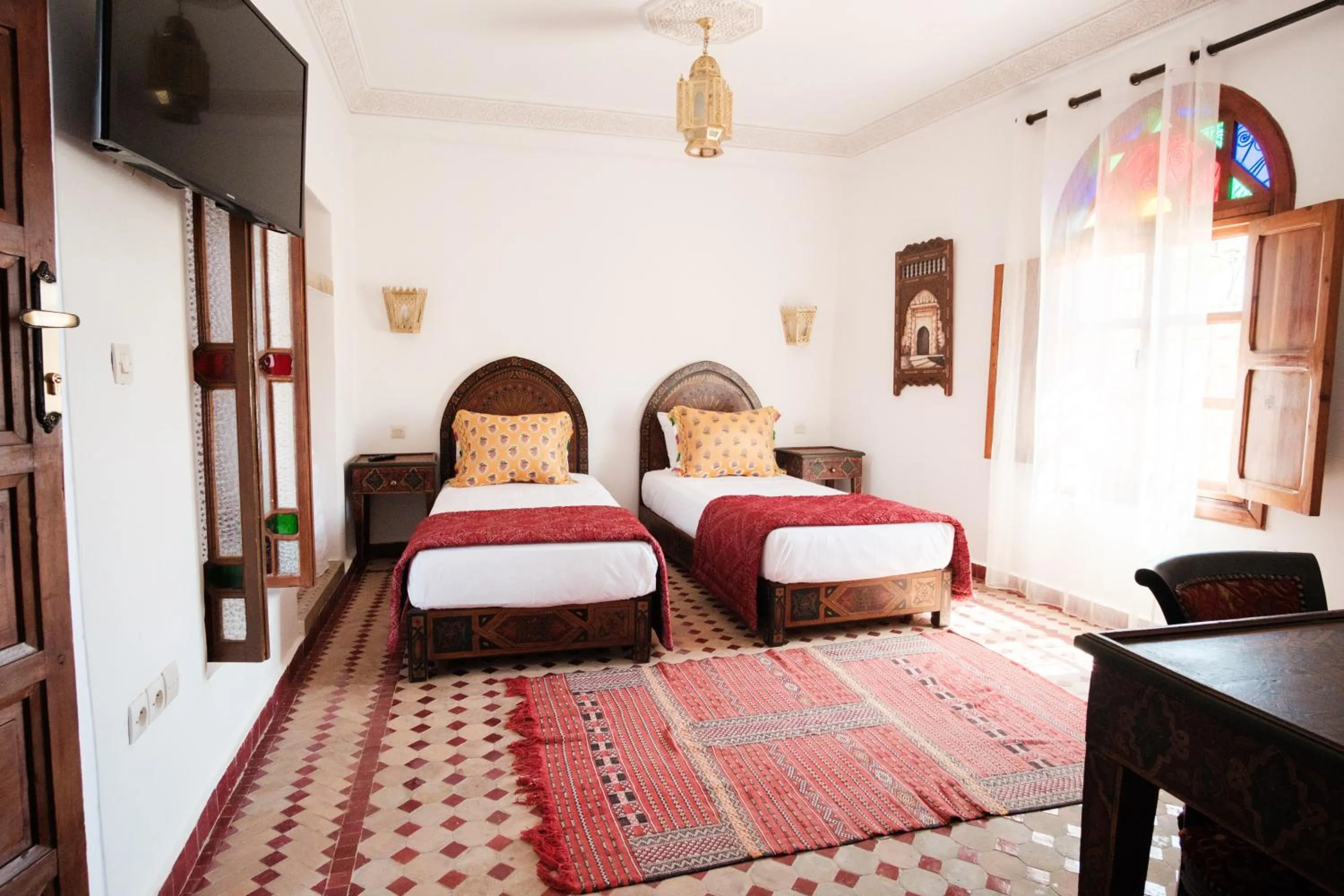 Photo of the whole room, Bed in Riad Dar Laura