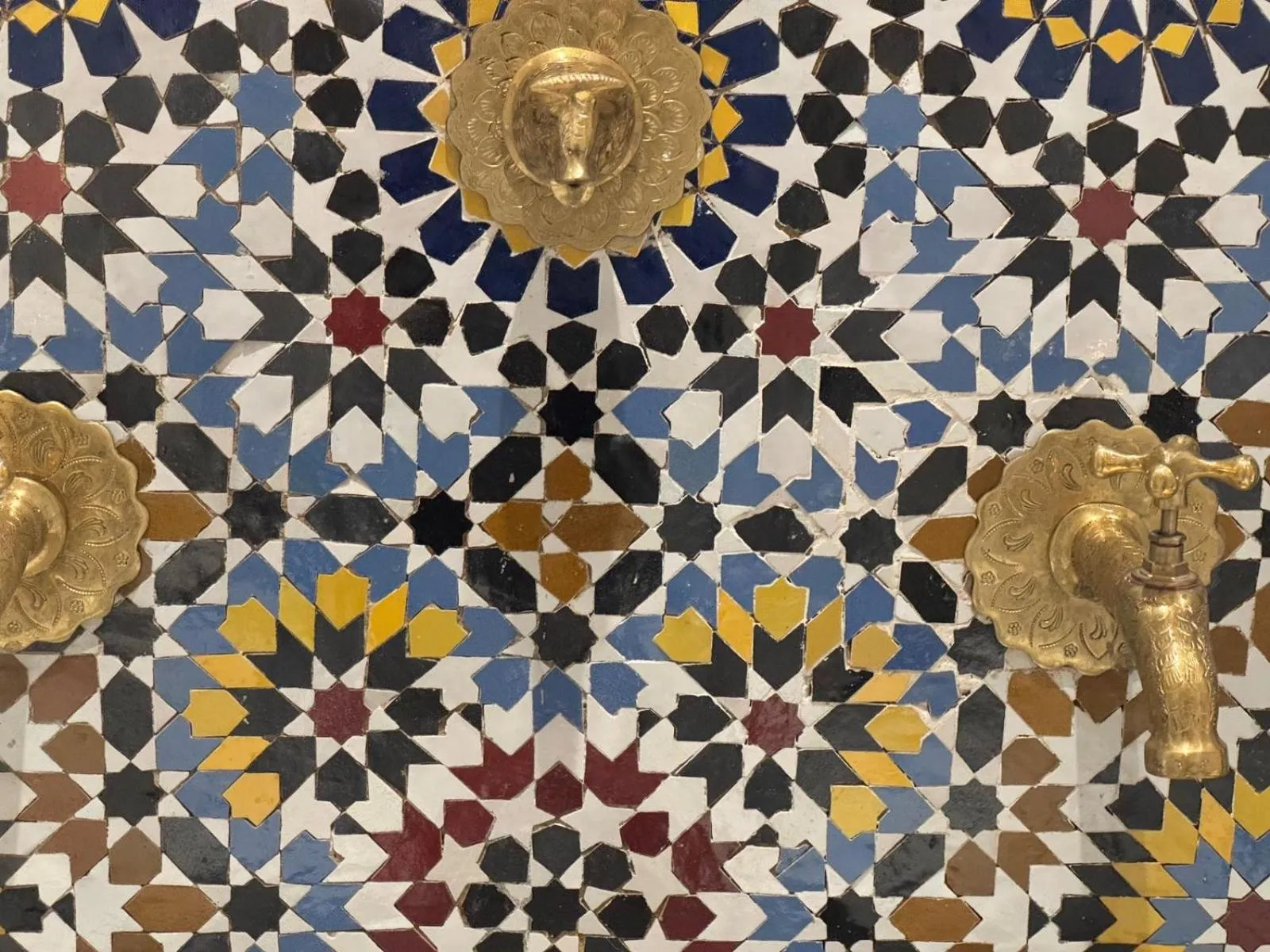 Steam room in Riad Dar Laura