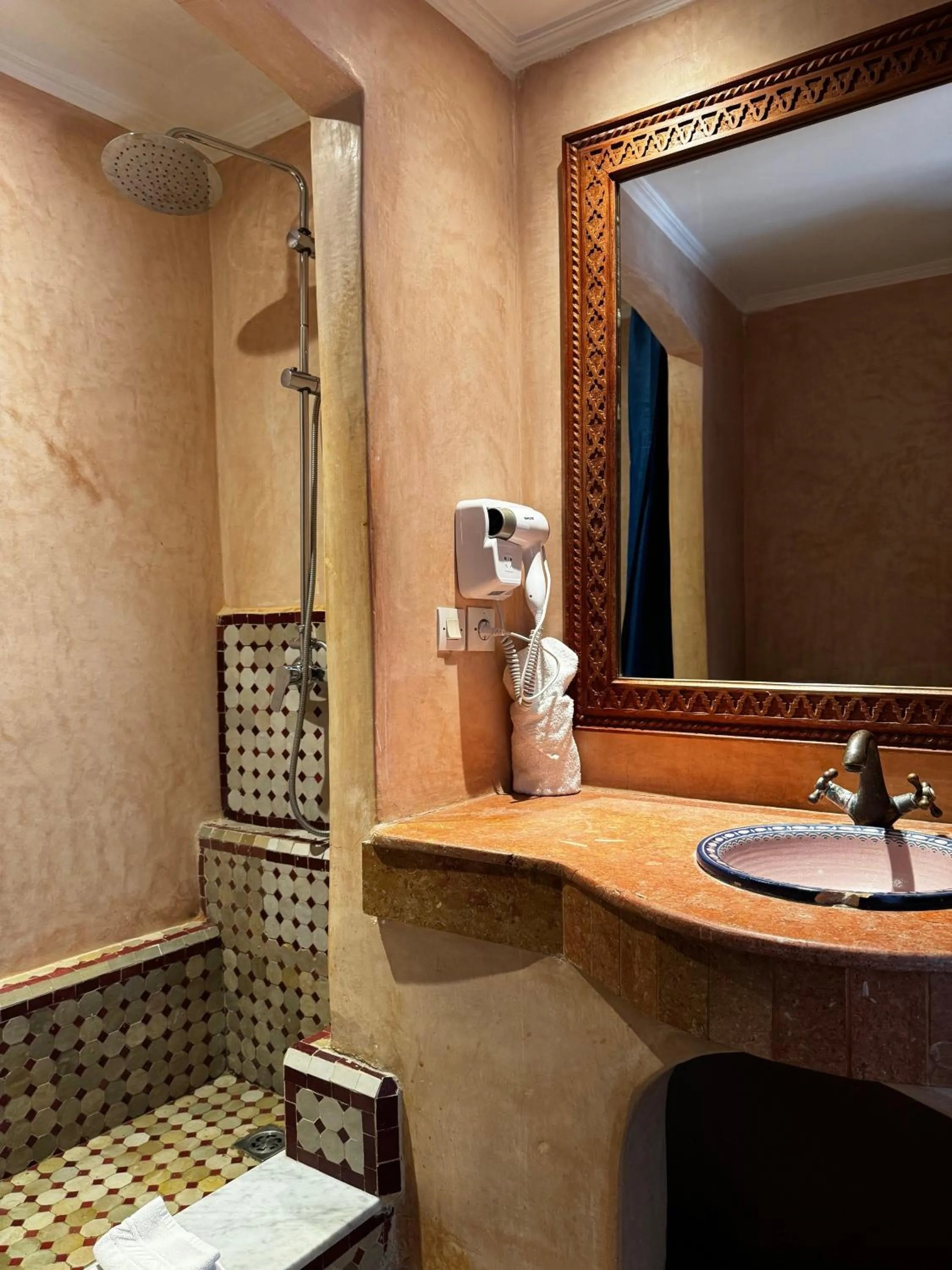 Bathroom in Riad Dar Laura