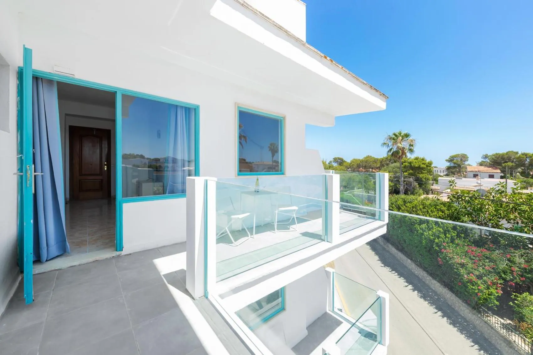 Balcony/Terrace in Hostal Cala Llombards