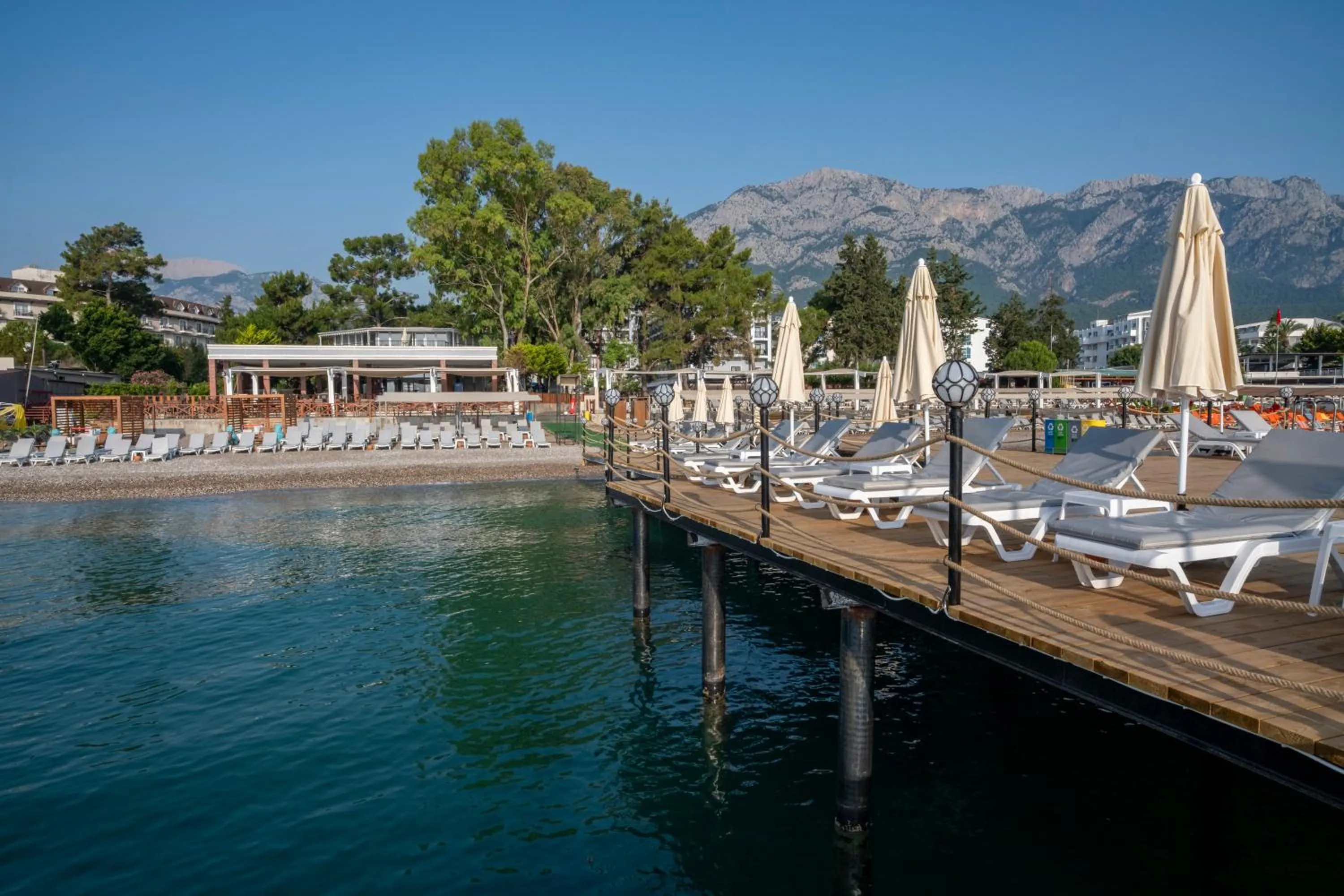 Beach in FORE RESORT & SPA