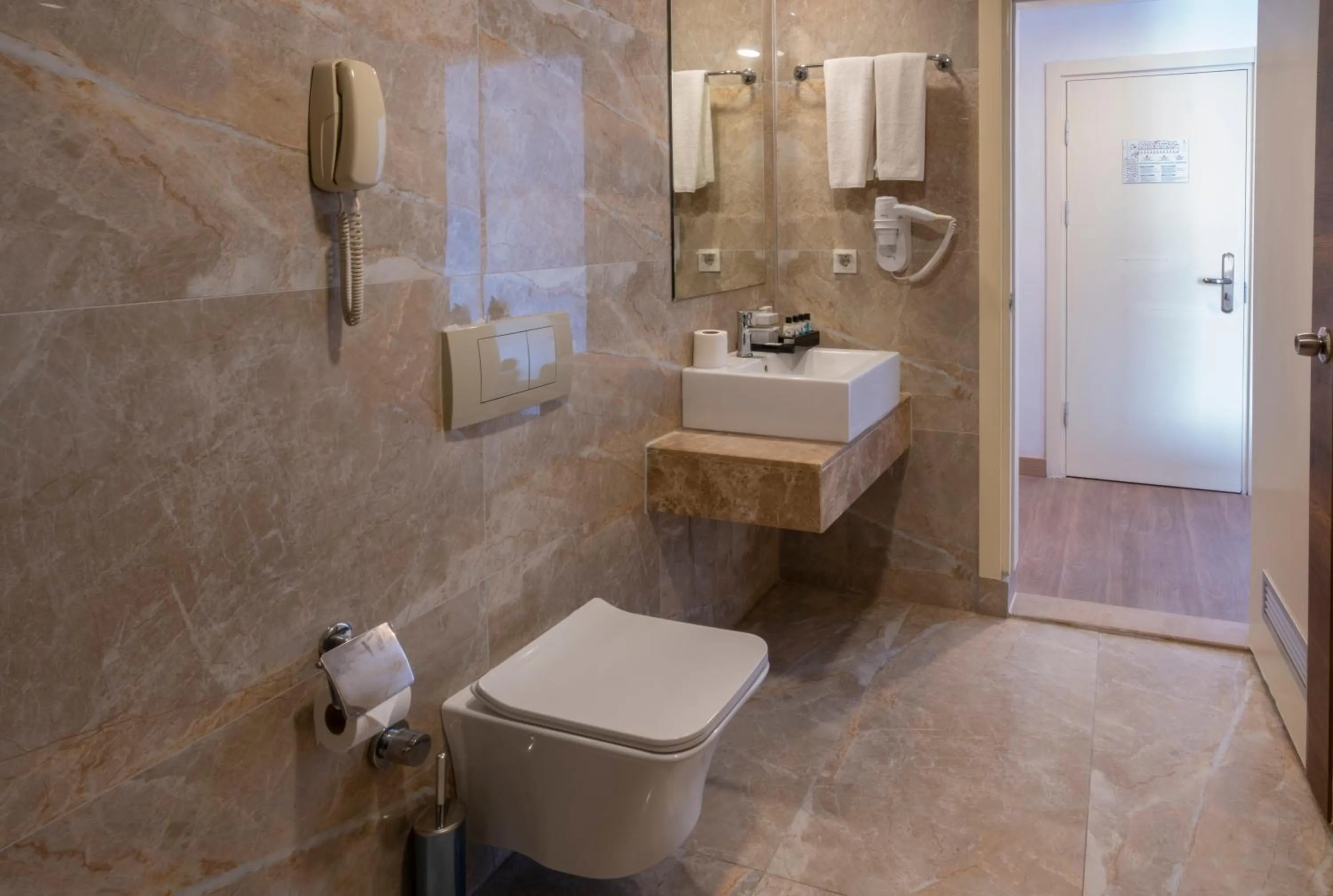 Toilet in FORE RESORT & SPA