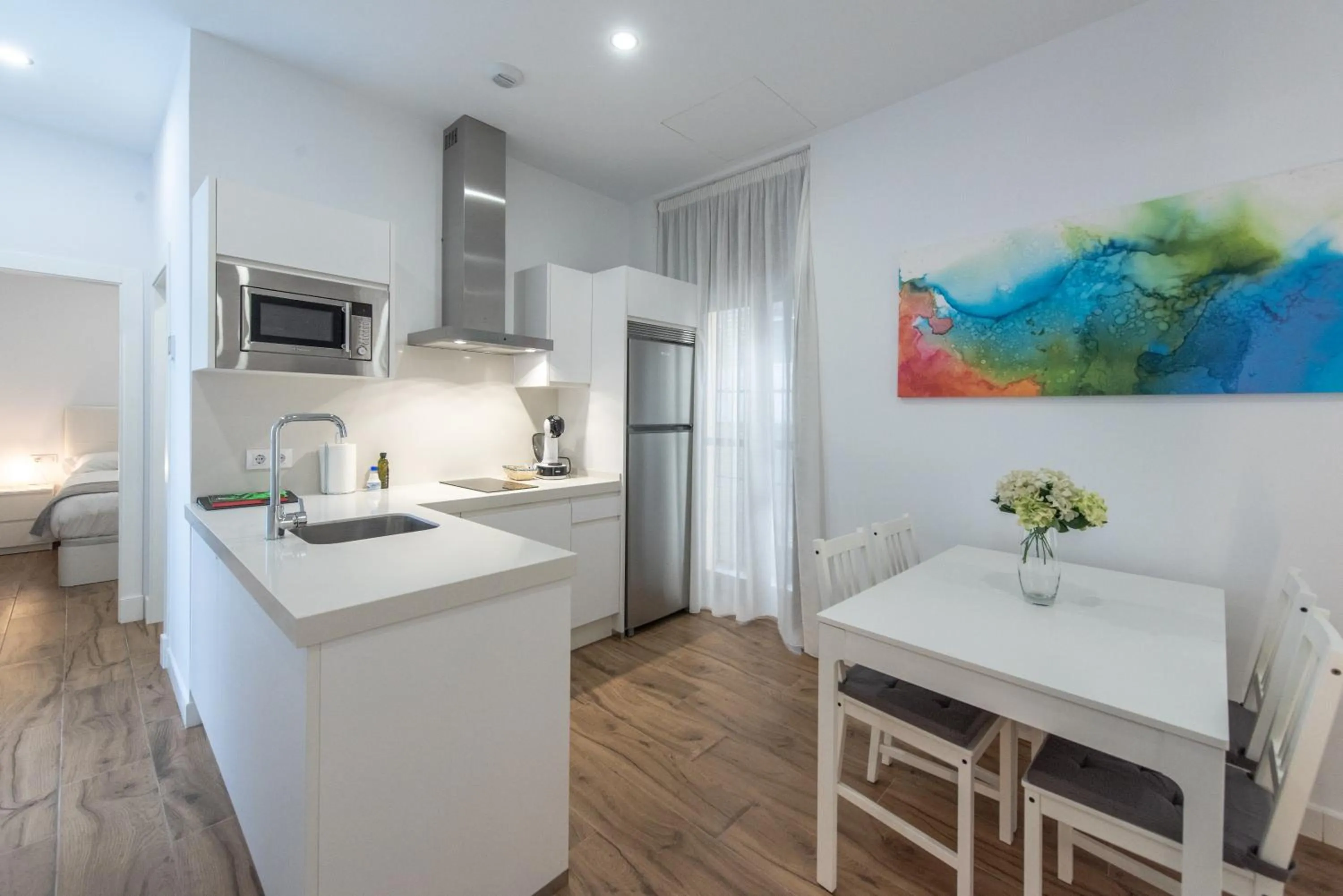 Kitchen or kitchenette in Apartamentos Santa María 15