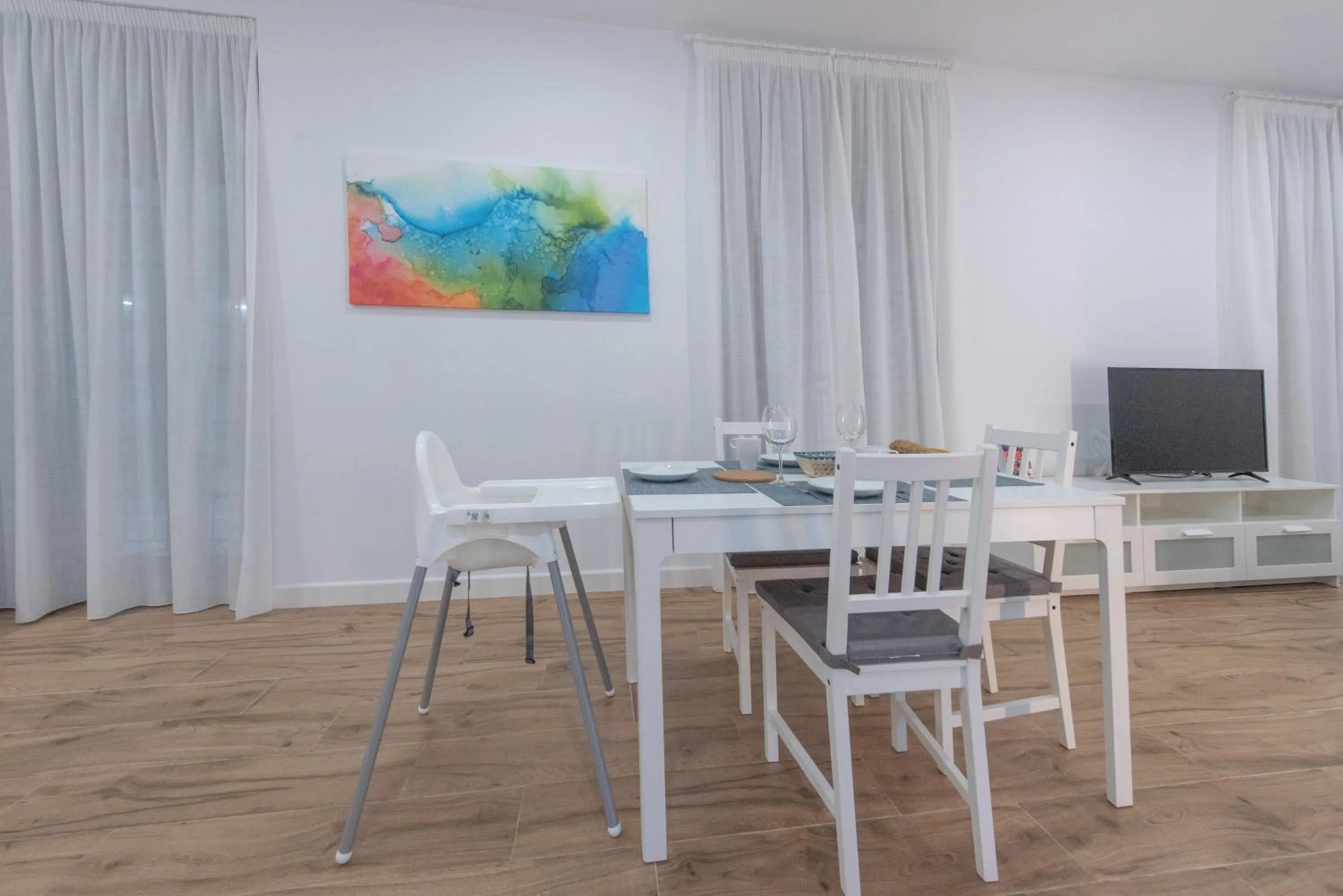 Dining area in Apartamentos Santa María 15