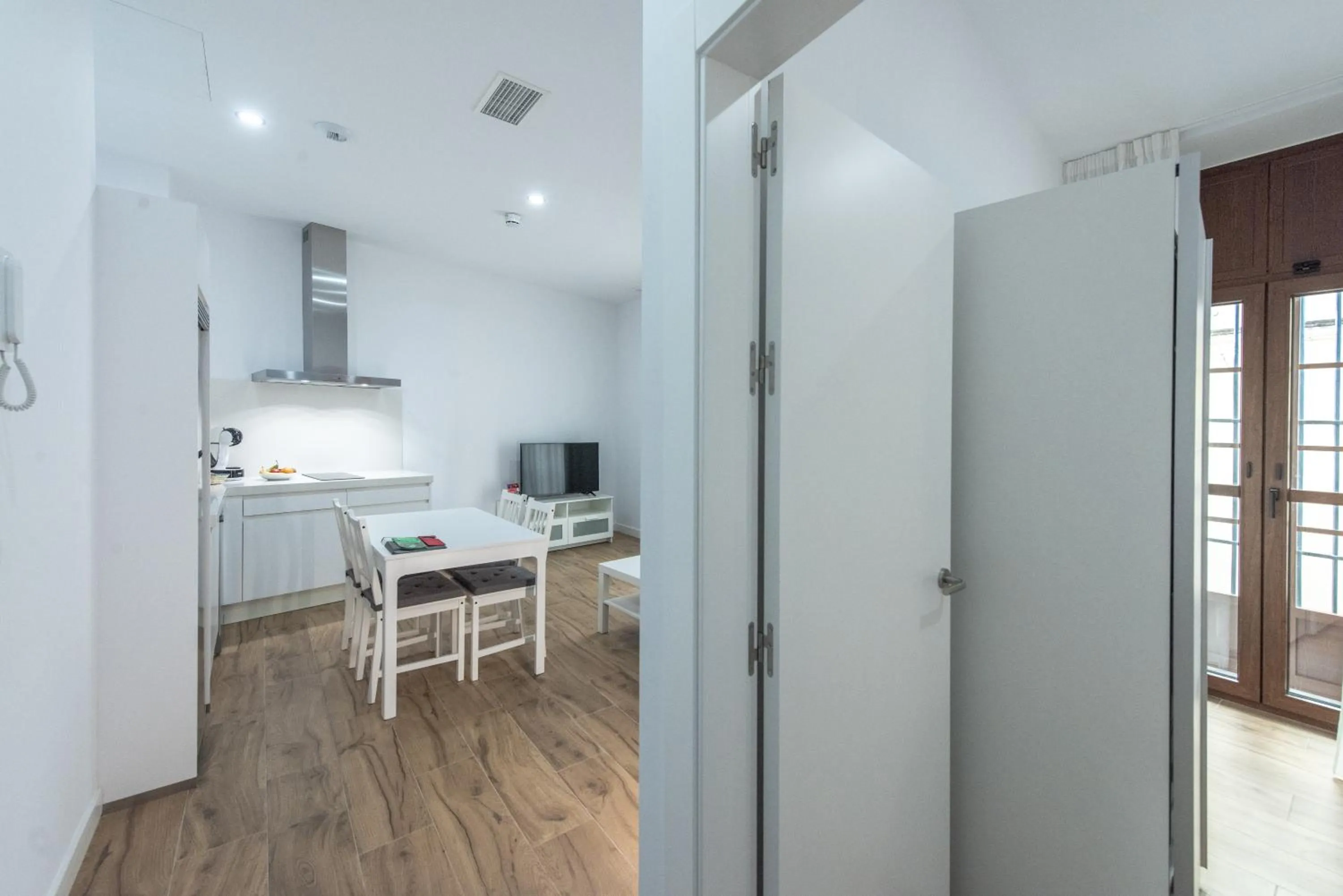 Kitchen or kitchenette in Apartamentos Santa María 15