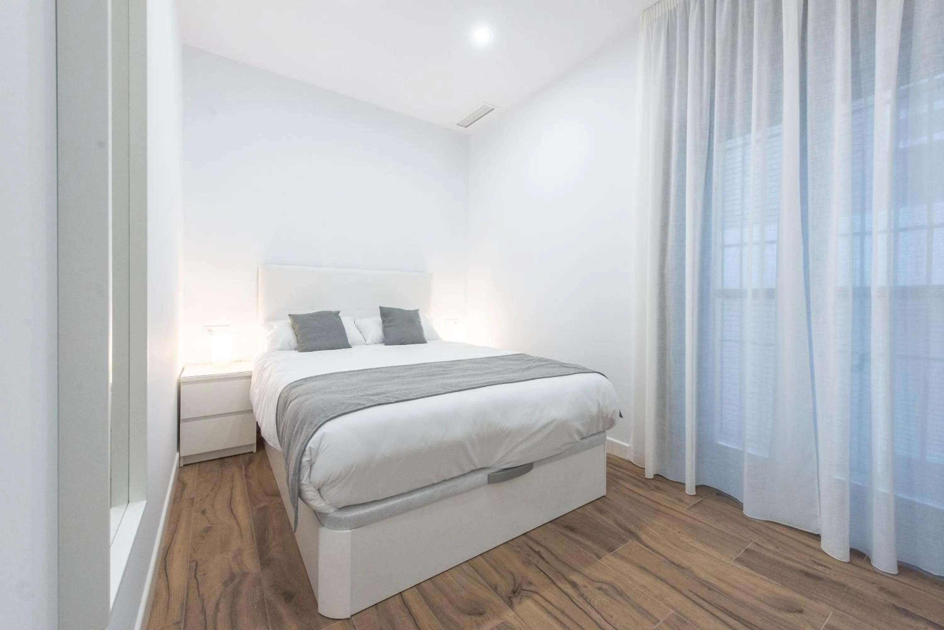 Bedroom, Bed in Apartamentos Santa María 15