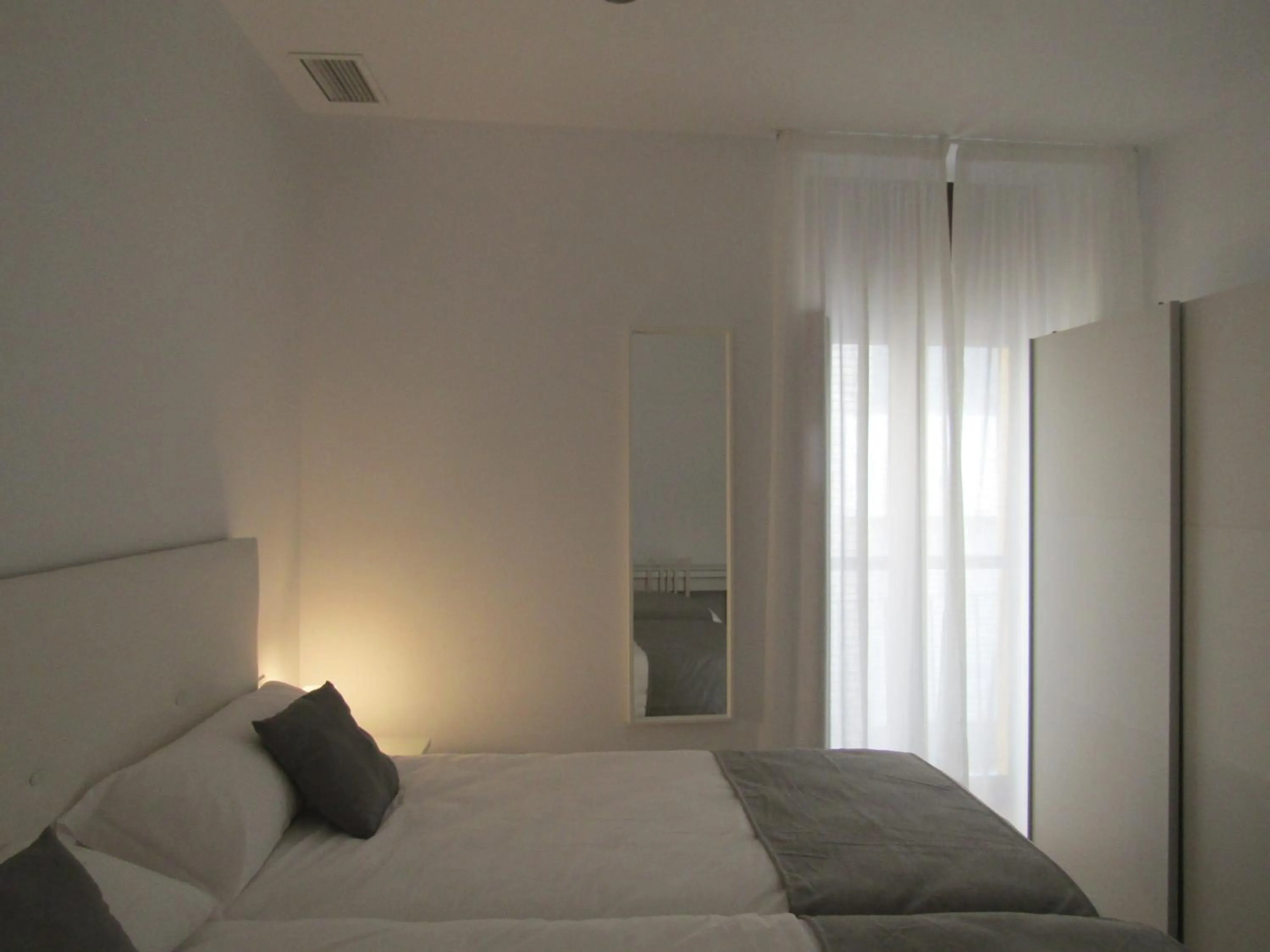 Bedroom, Bed in Apartamentos Santa María 15