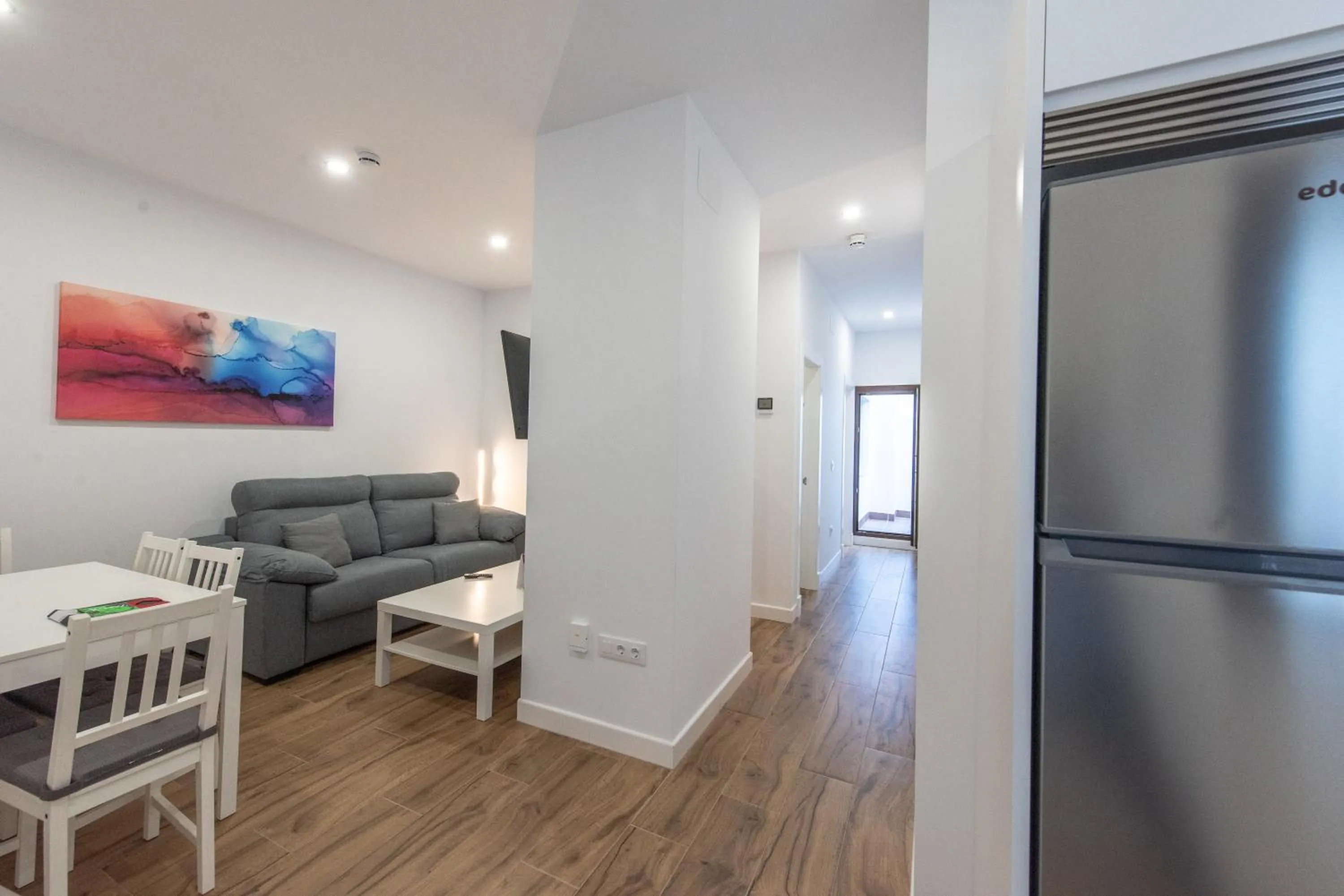 Dining area in Apartamentos Santa María 15