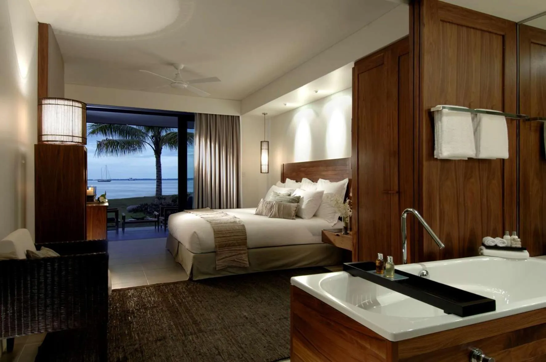 Bed in Hilton Fiji Beach Resort and Spa