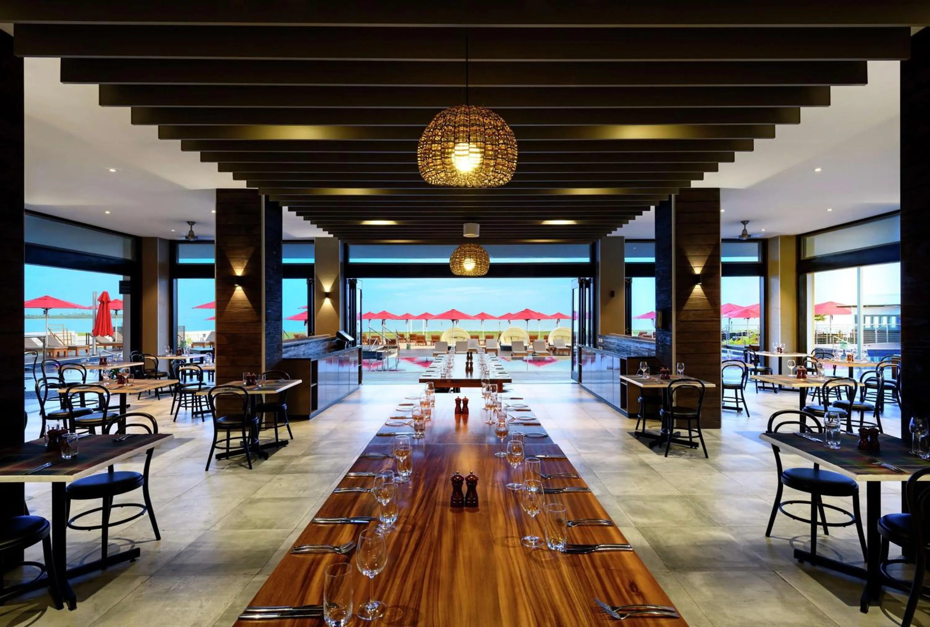 Restaurant/places to eat in Hilton Fiji Beach Resort and Spa
