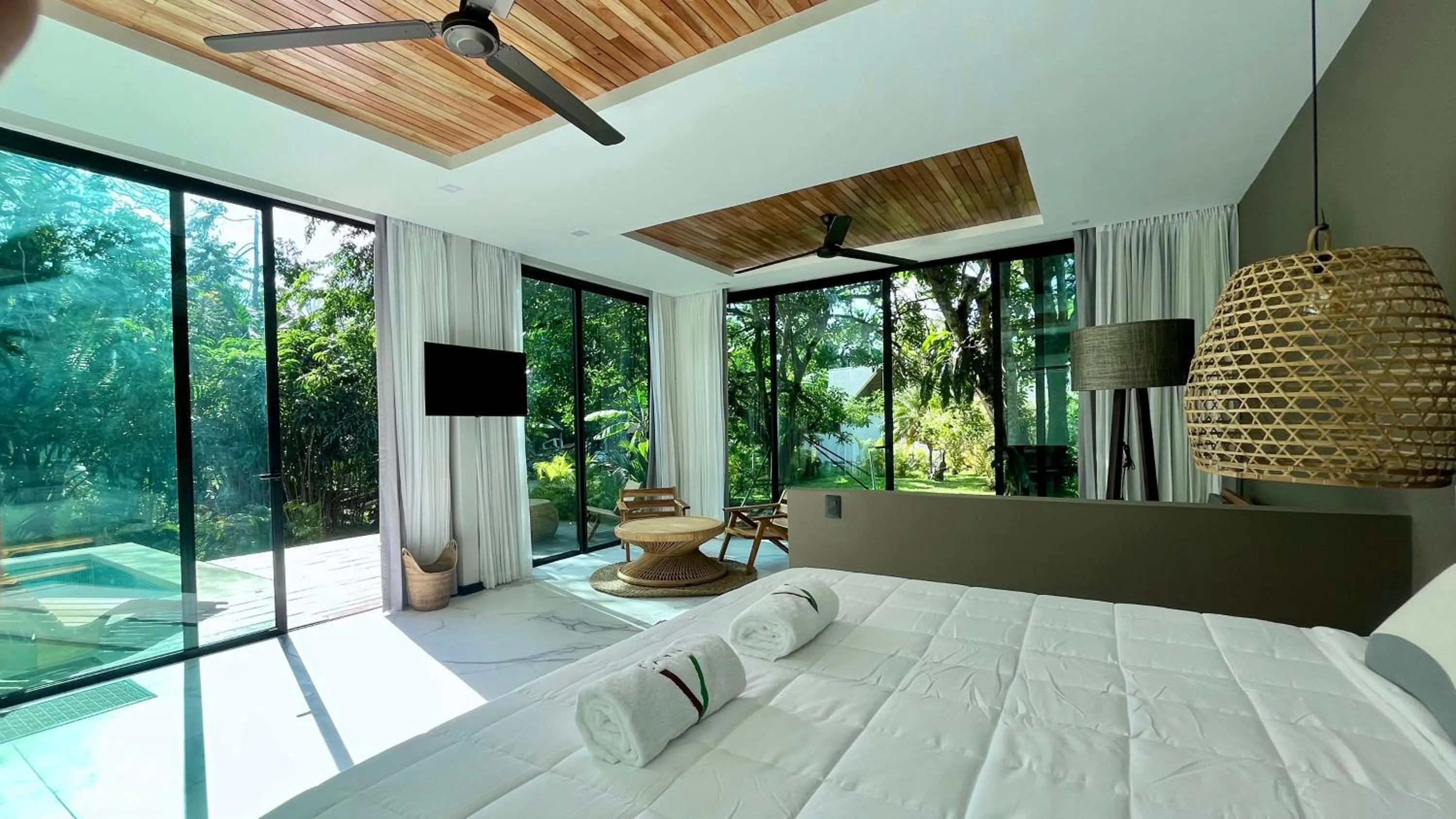 Photo of the whole room, Bed in Namu Garden Hotel & Spa - Adults Only