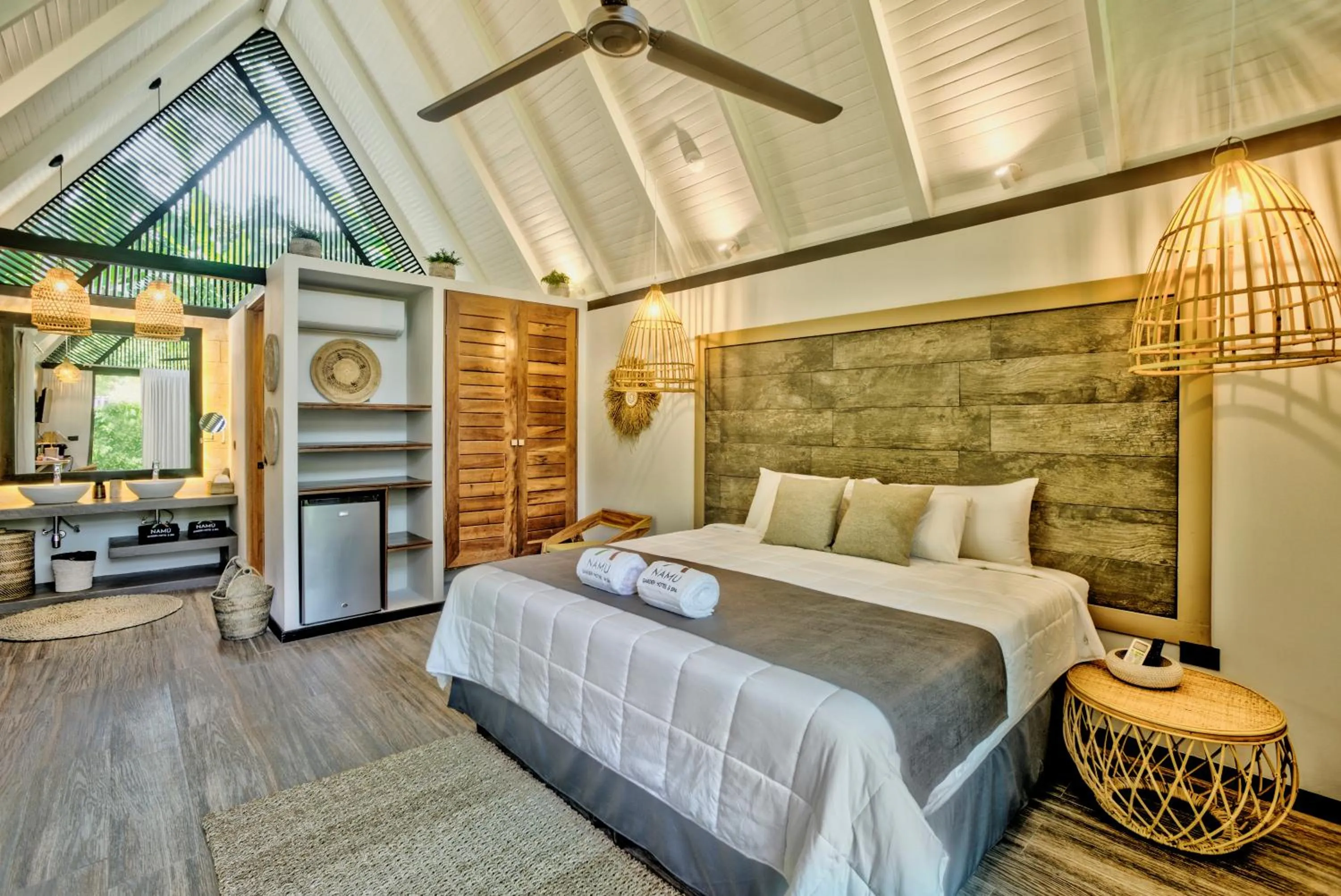 Photo of the whole room, Bed in Namu Garden Hotel & Spa - Adults Only