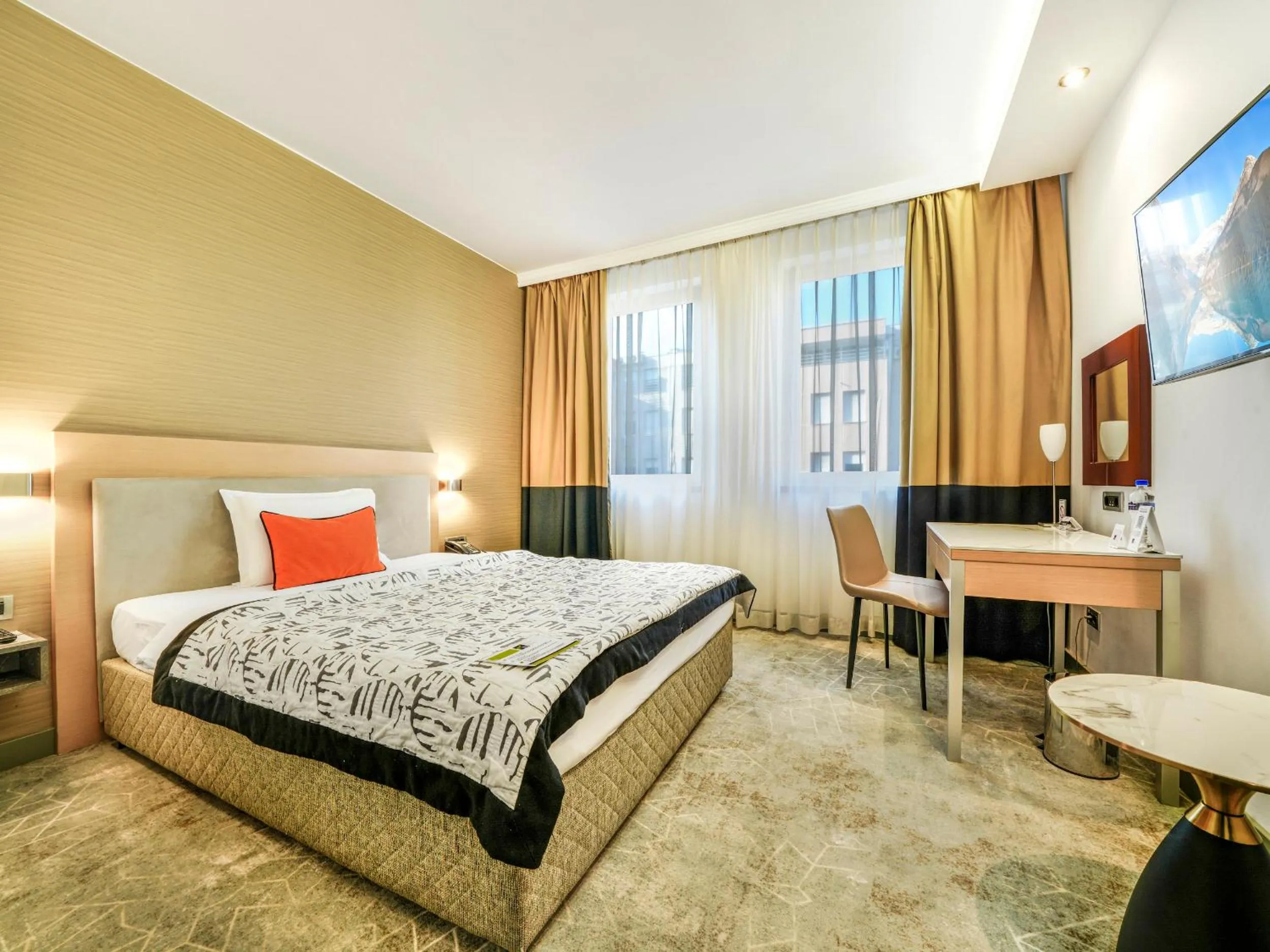 Bed in IN Hotel Beograd