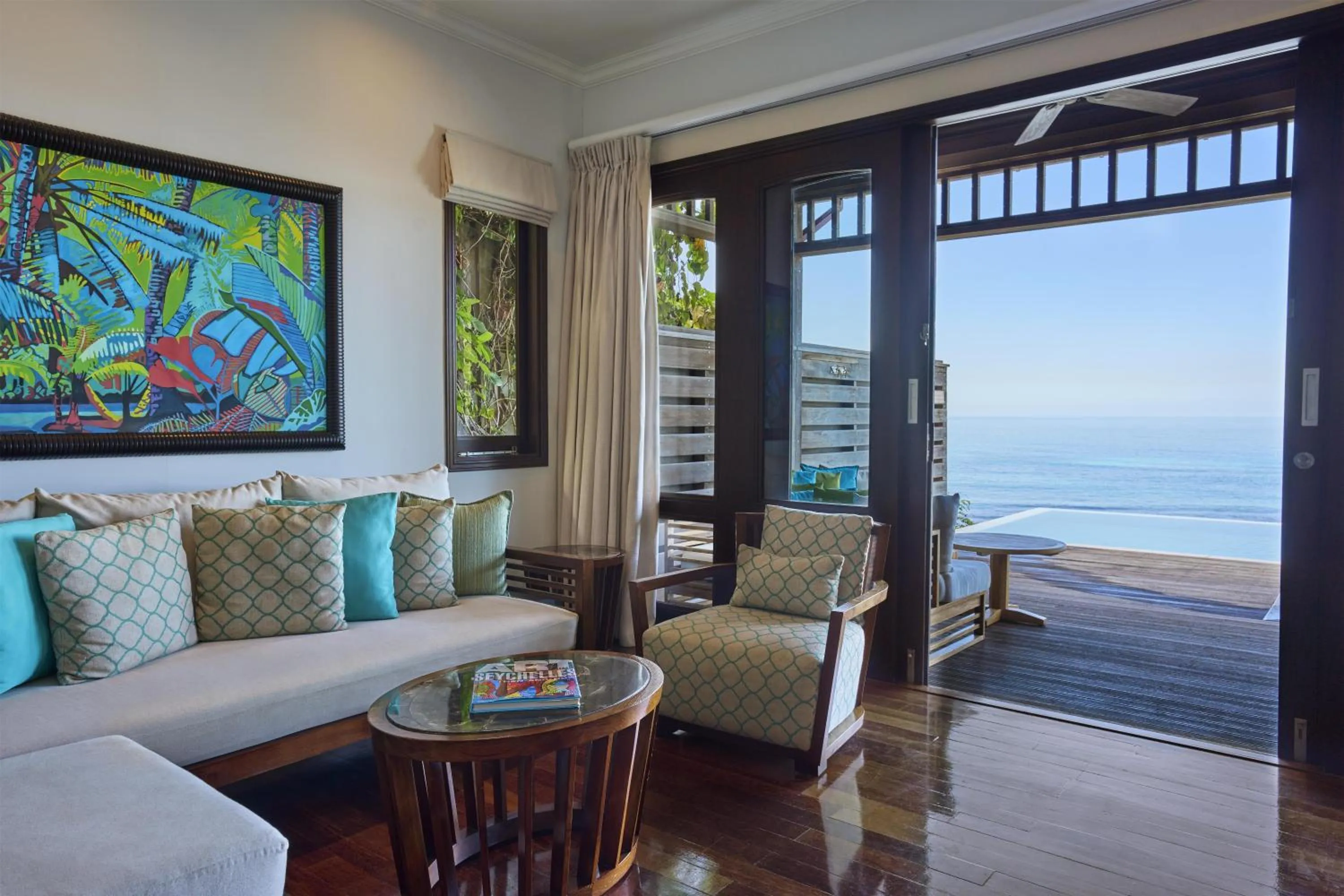 Living room in Hilton Seychelles Northolme Resort & Spa