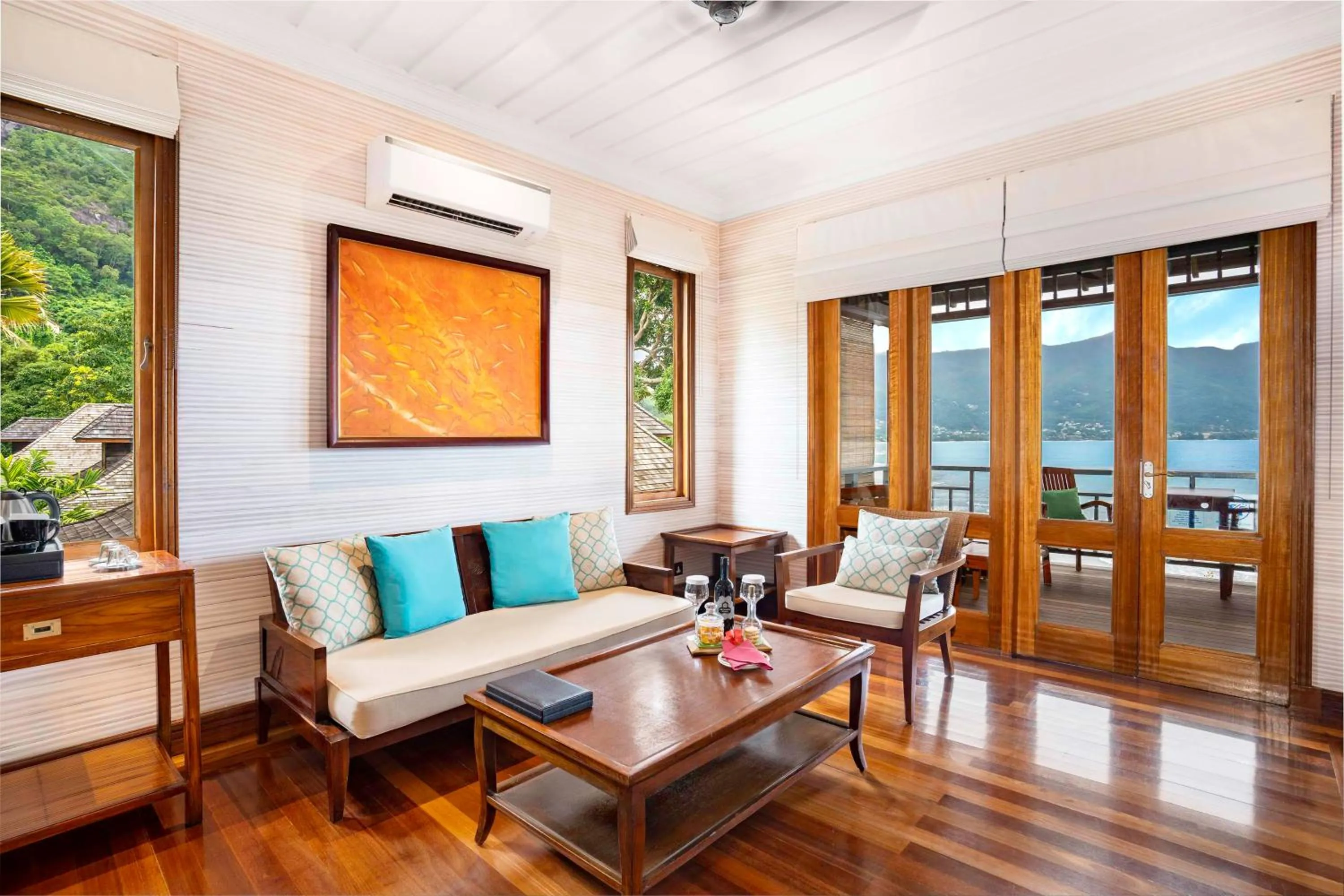 Living room in Hilton Seychelles Northolme Resort & Spa