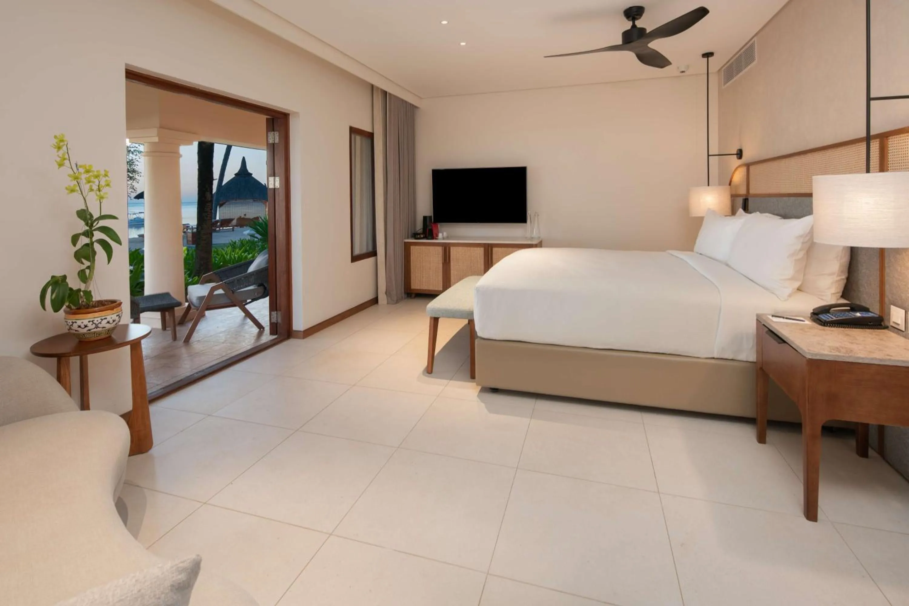 Bed in Hilton Mauritius Resort & Spa