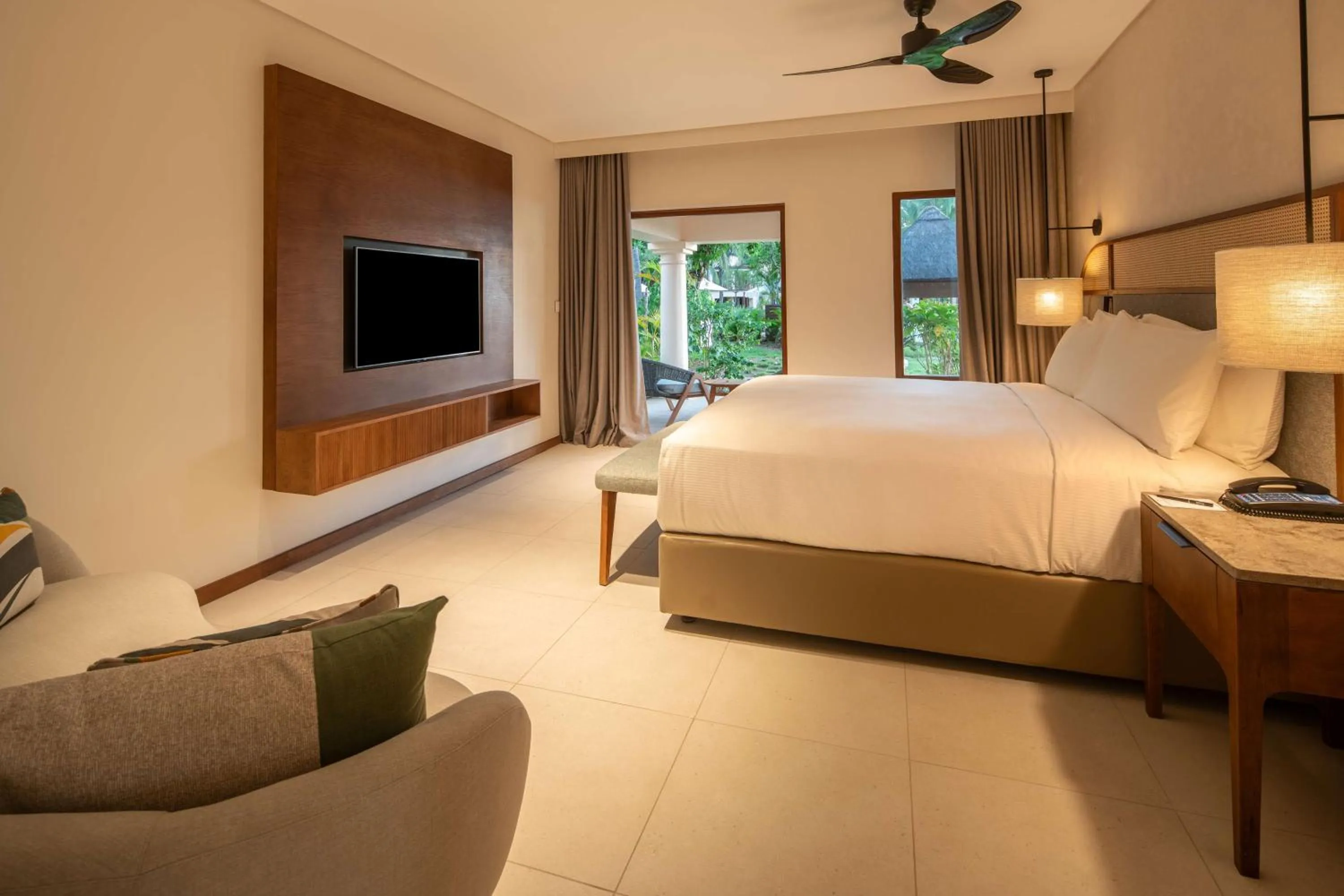 Bed in Hilton Mauritius Resort & Spa