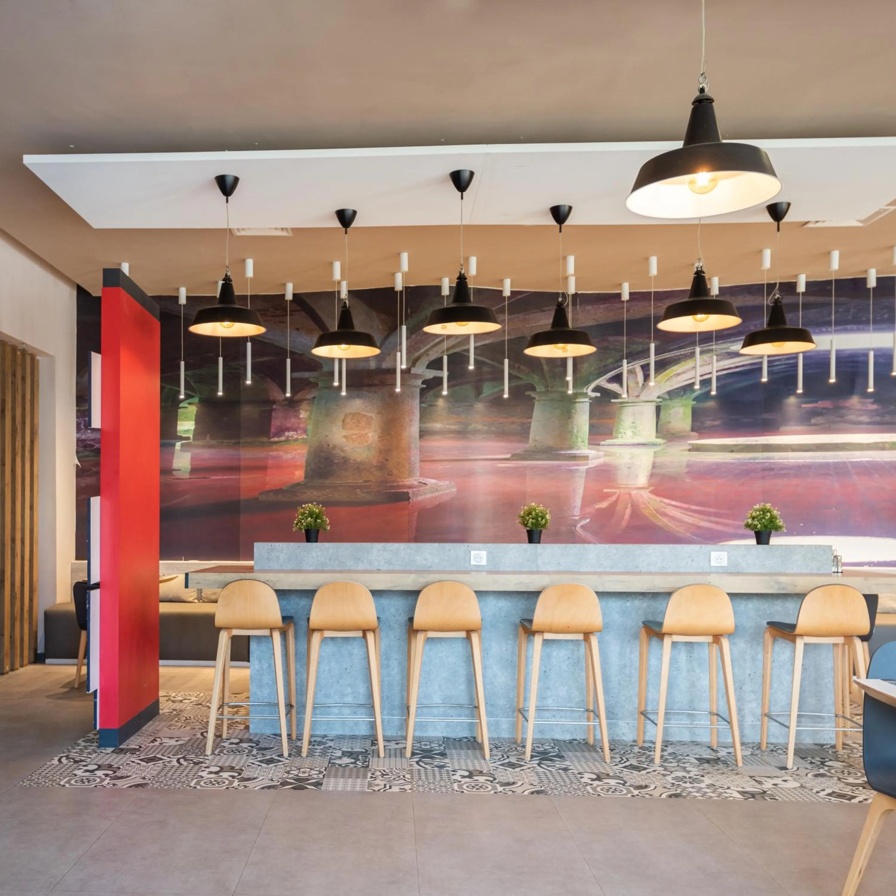 Business facilities in Ibis El Jadida