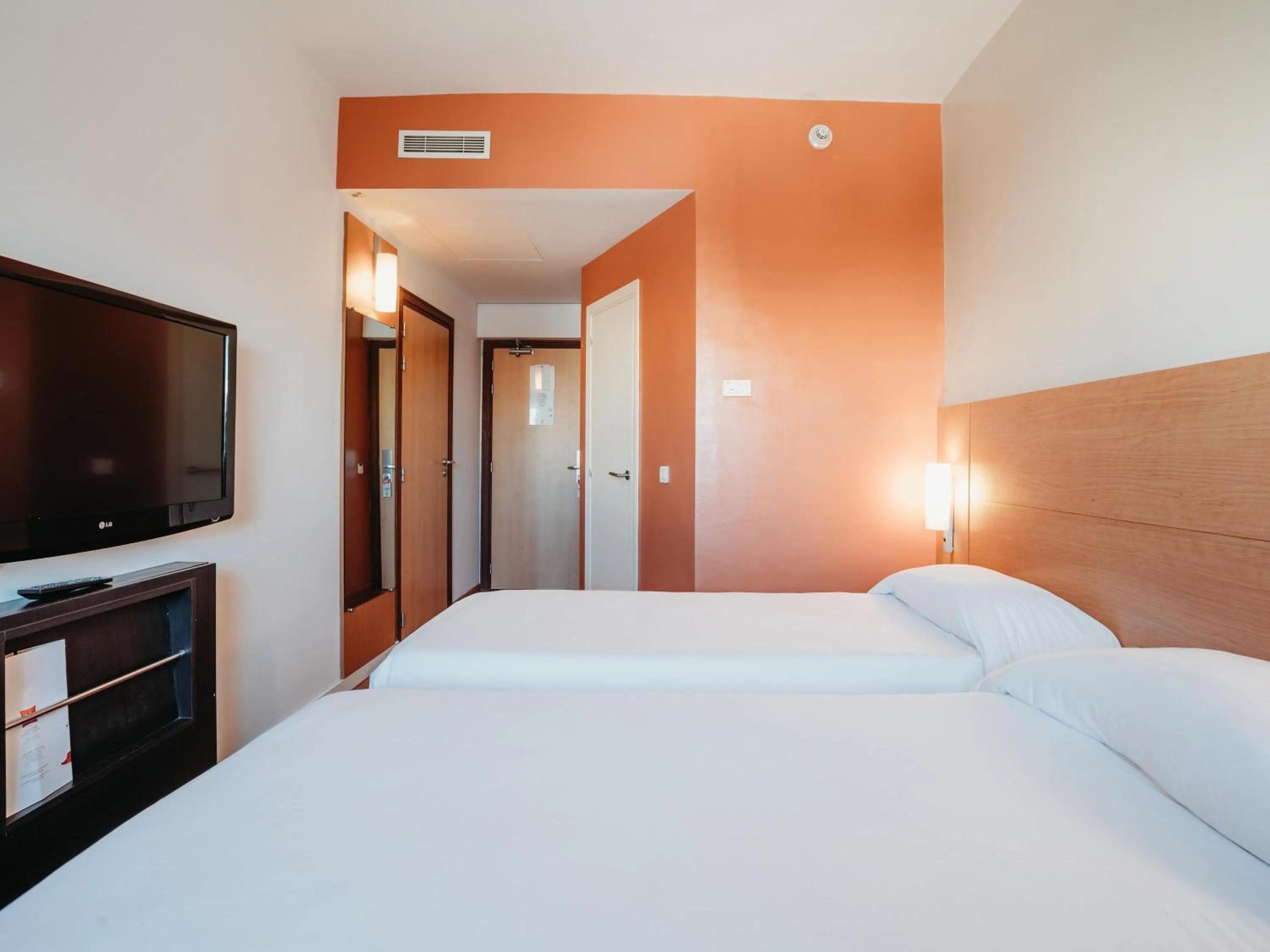 Bedroom in Ibis Marrakech Centre Gare