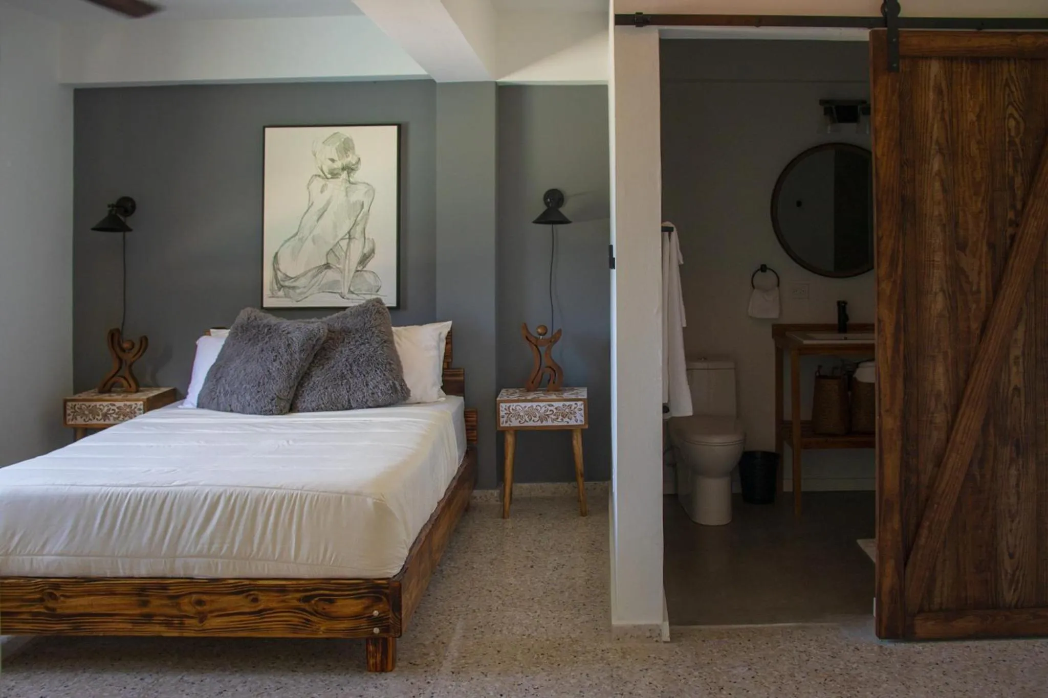 Bed in The Serene House Bed & Breakfast