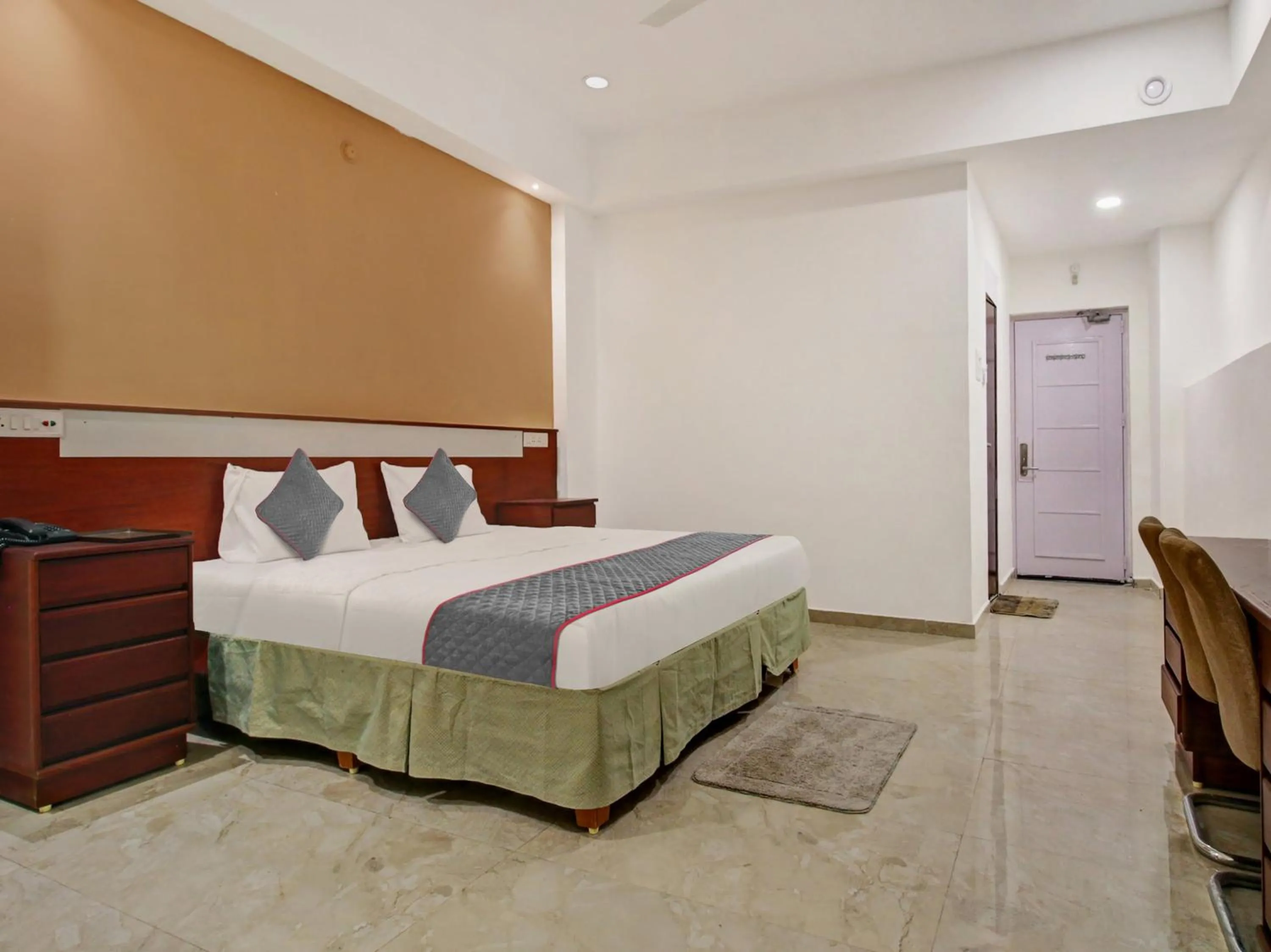 Bedroom in Palette - Hotel Saket Greens