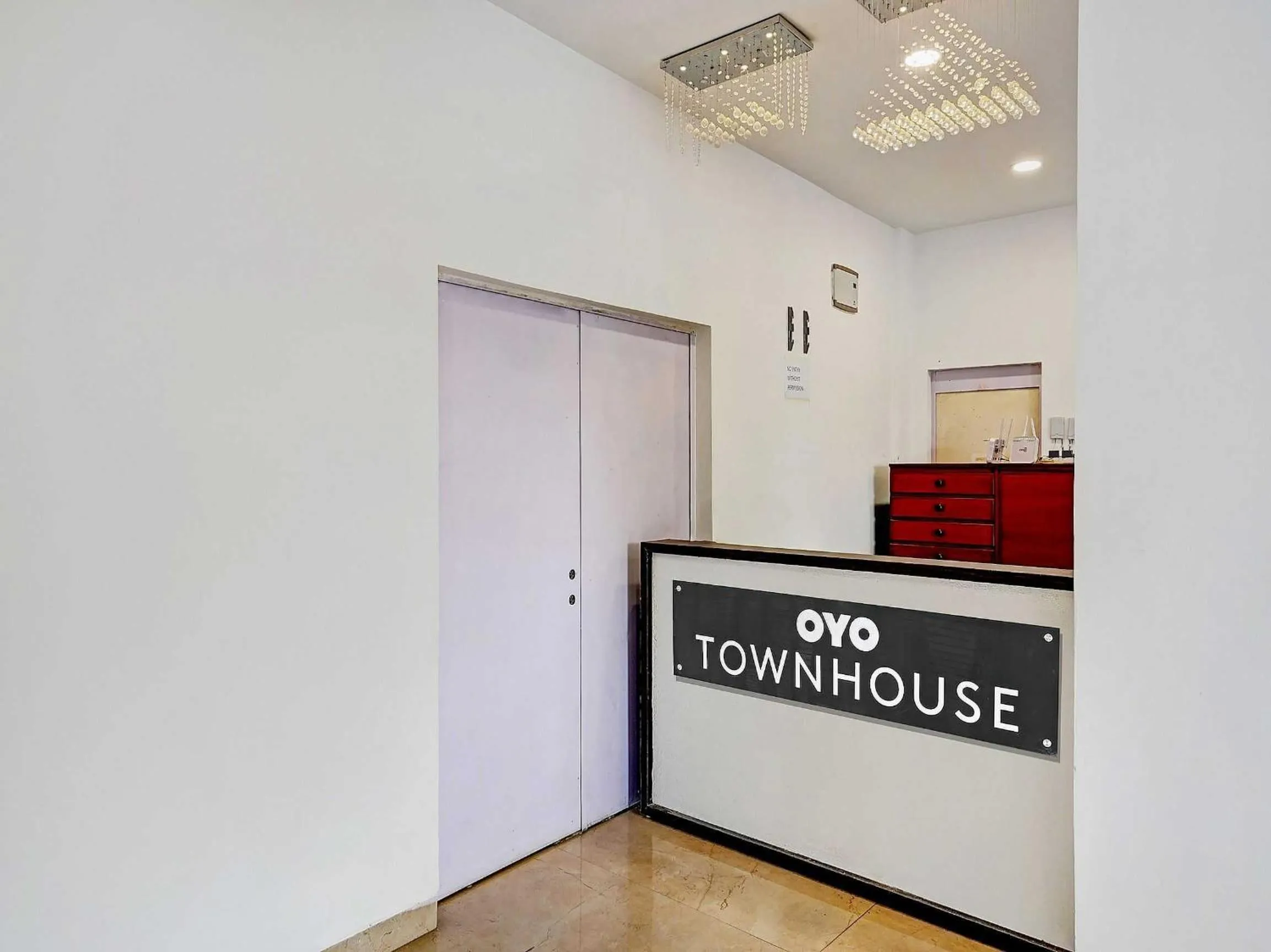 Lobby or reception in Palette - Hotel Saket Greens