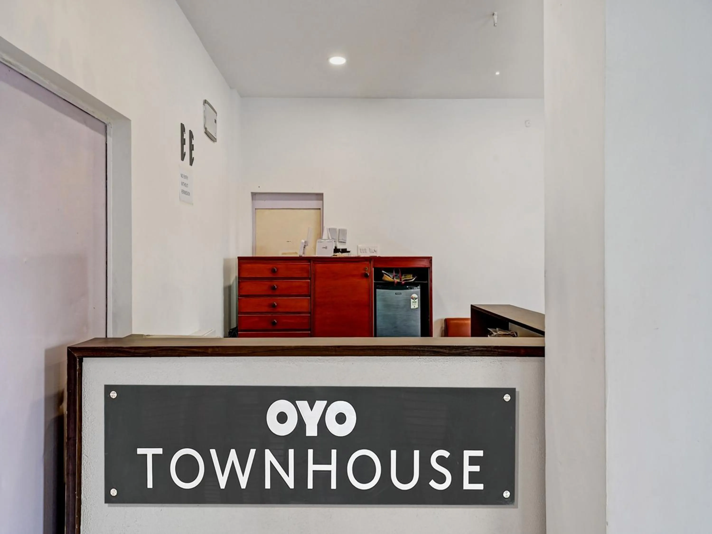 Lobby or reception in Palette - Hotel Saket Greens