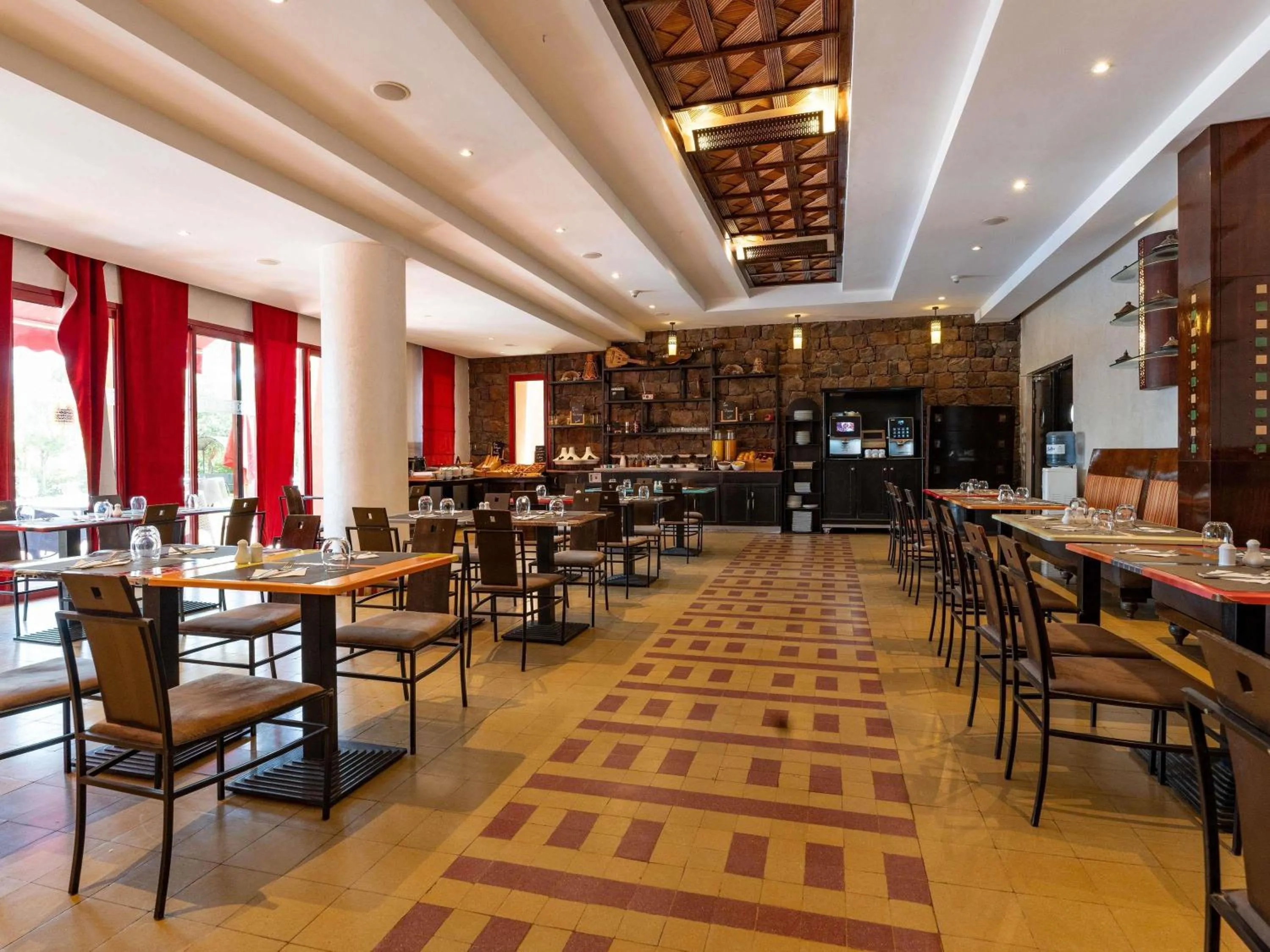 Restaurant/places to eat in Ibis Ouarzazate Centre