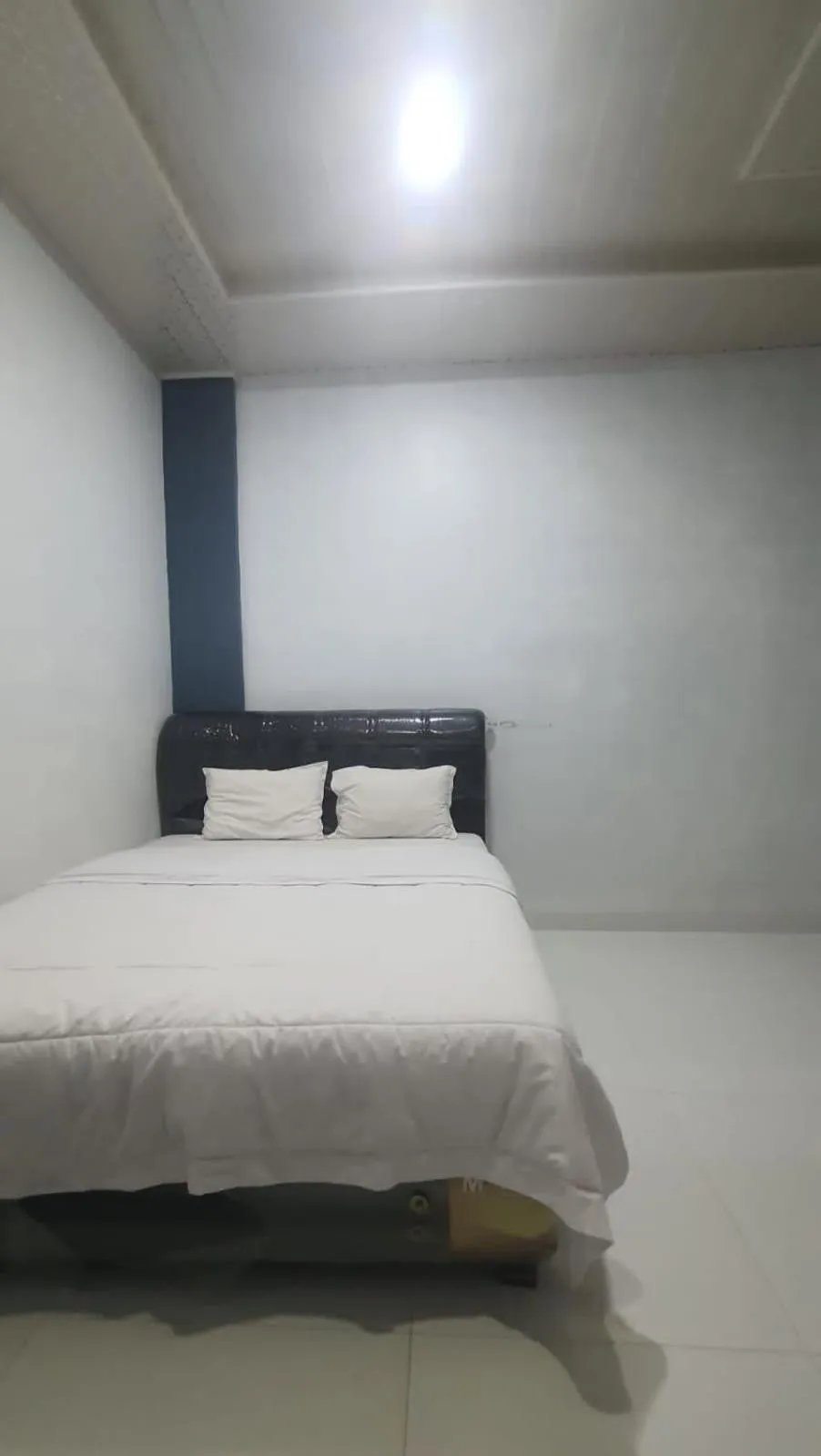 Bedroom, Bed in SPOT ON 92481 Modena Homestay Syariah Near SD Negeri