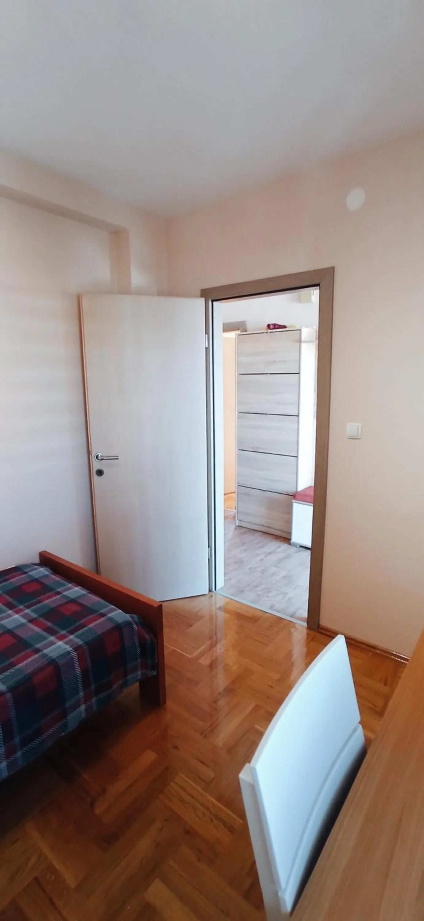 Bedroom, Bed in Apartment Traveler