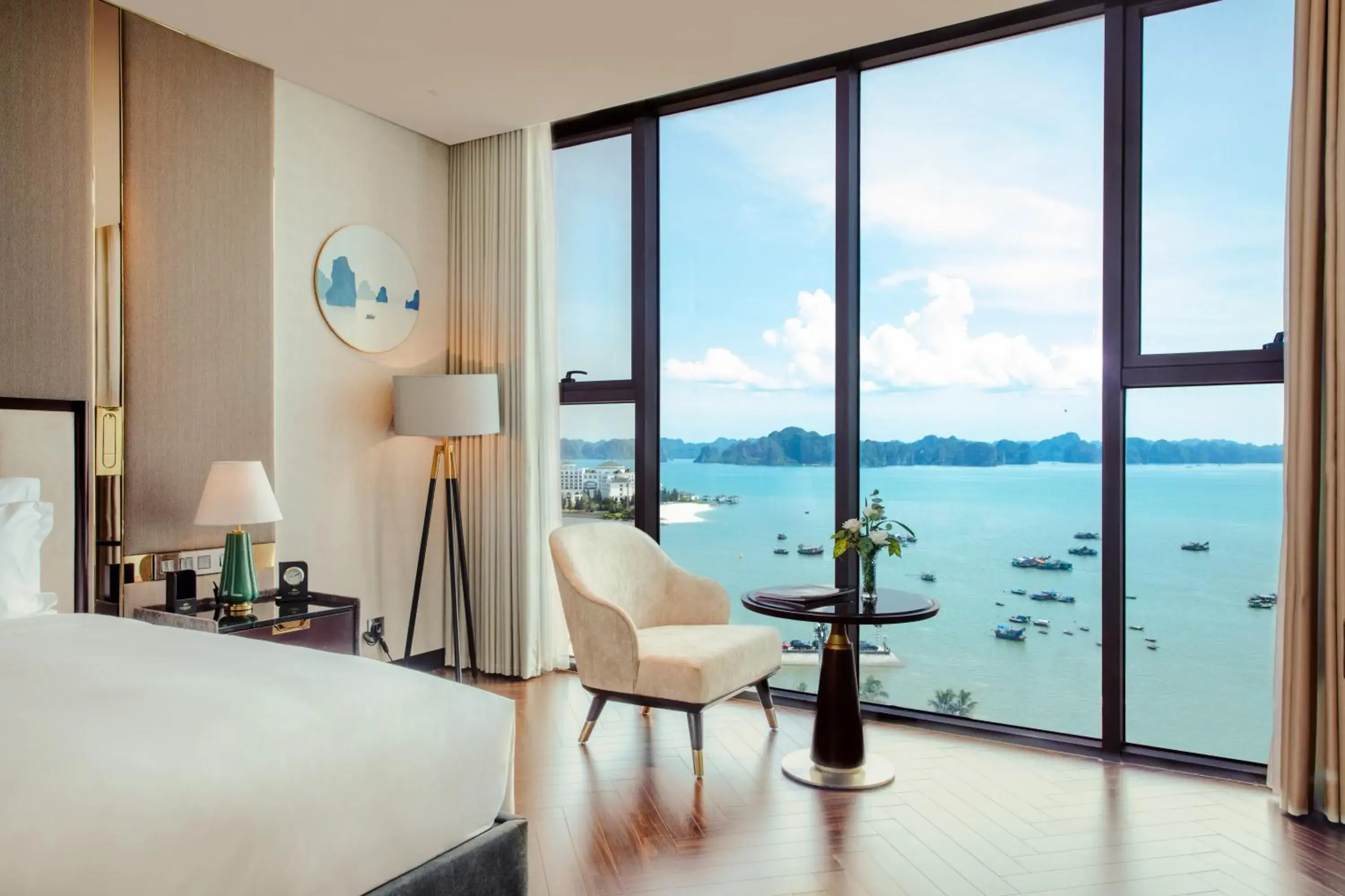 Twin Room with Sea View in Sea Stars Hotel Ha Long Twin Room with Sea View in Sea Stars Hotel Ha Long